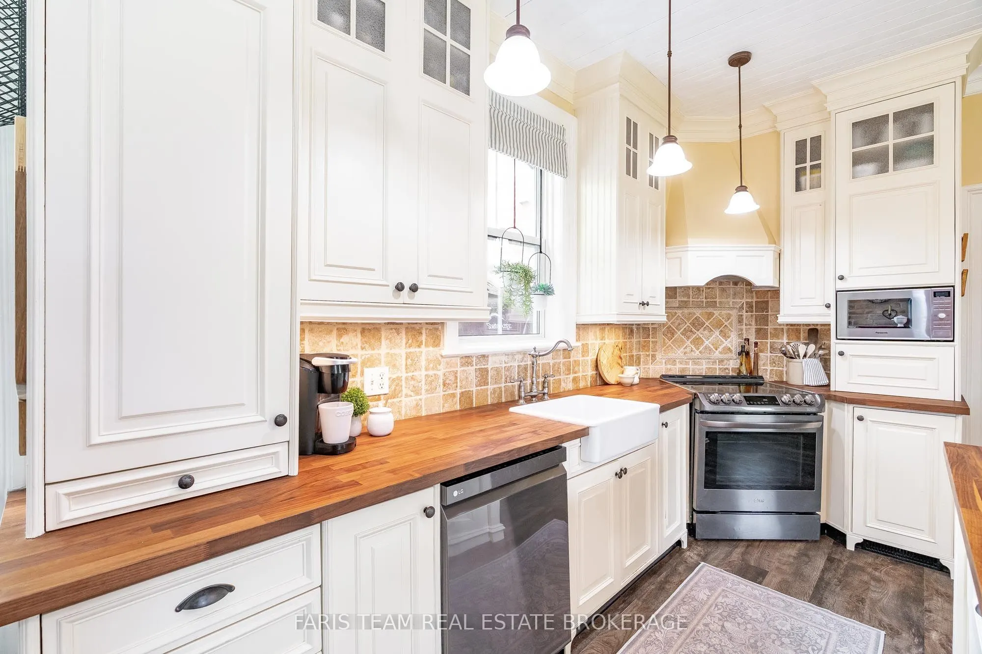 5716 County Road 56