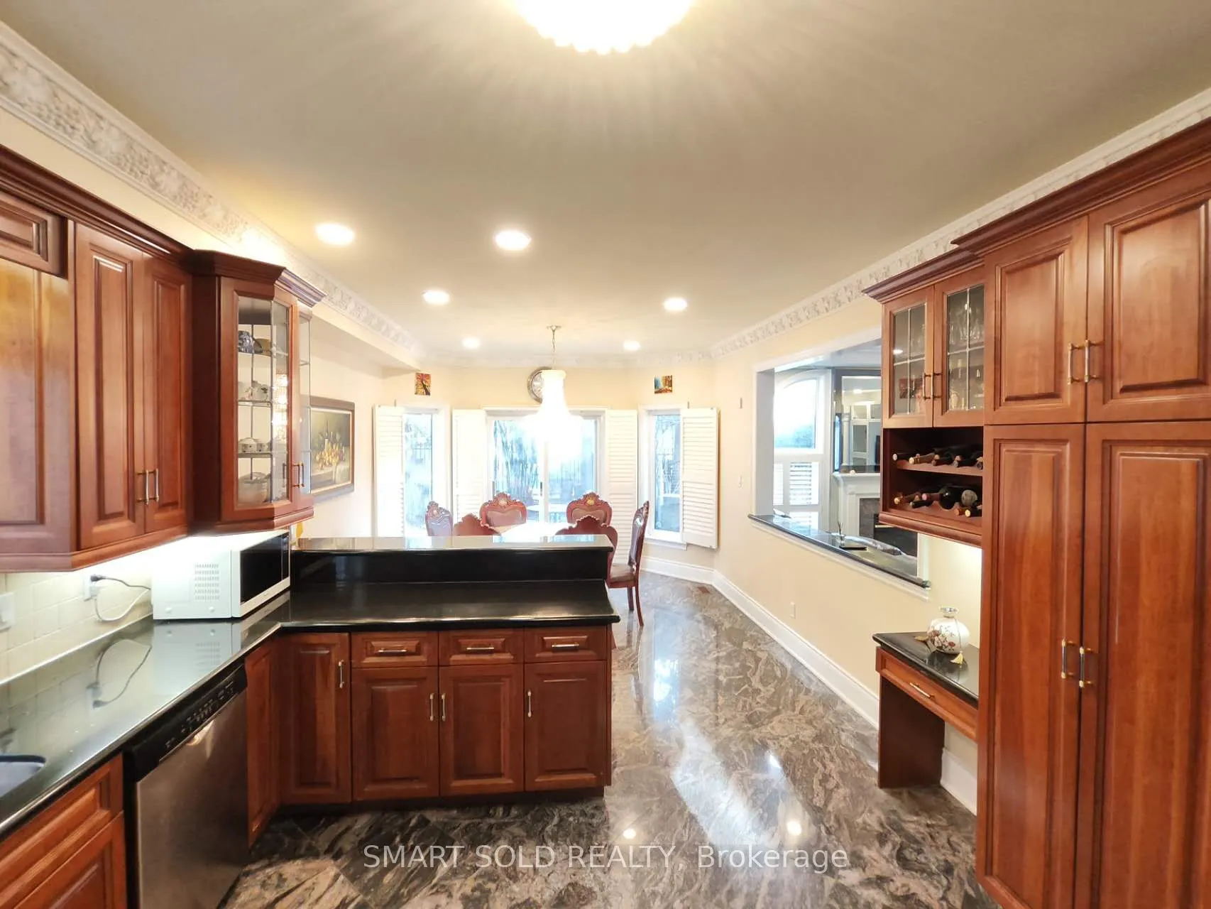67 Chantilly Crescent
