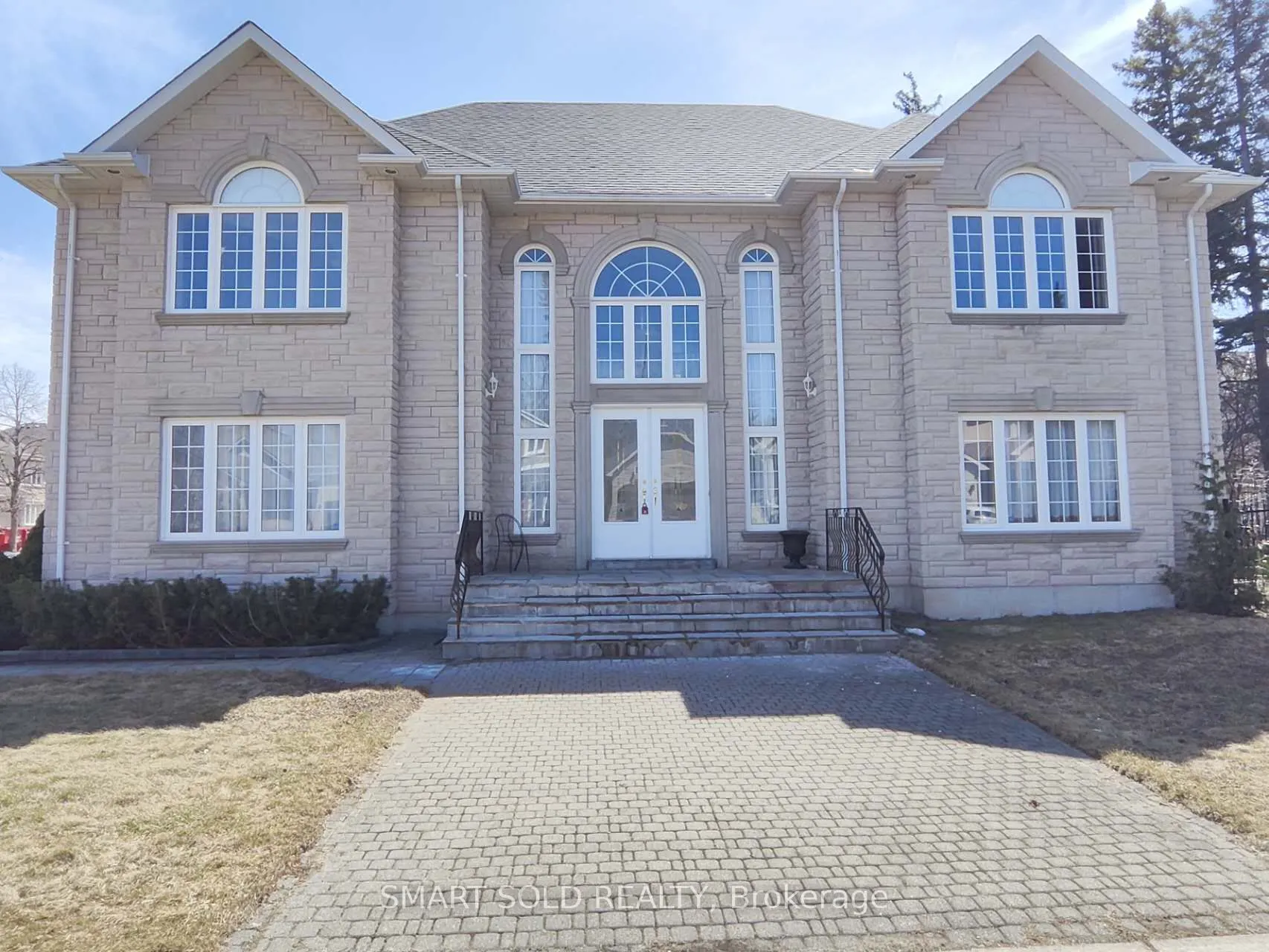 67 Chantilly Crescent