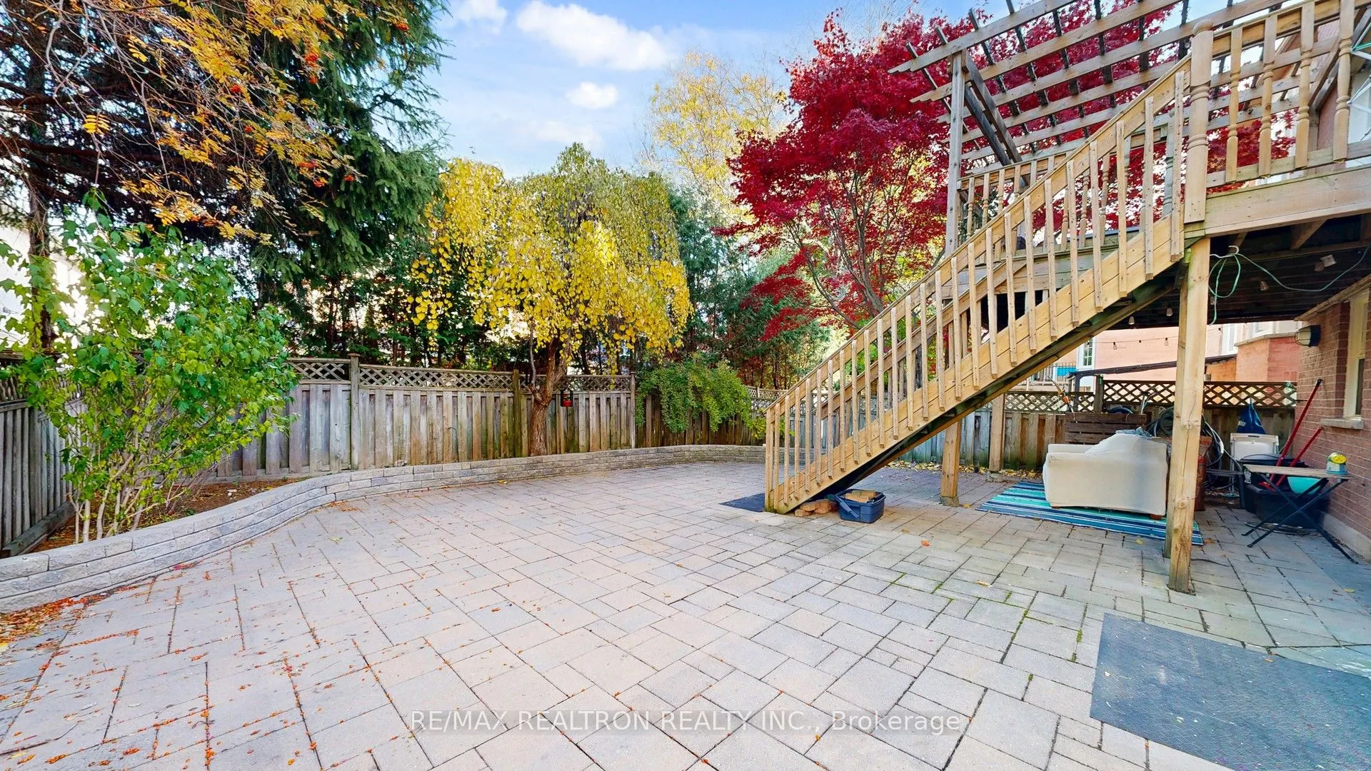 25 Waterbridge Lane
