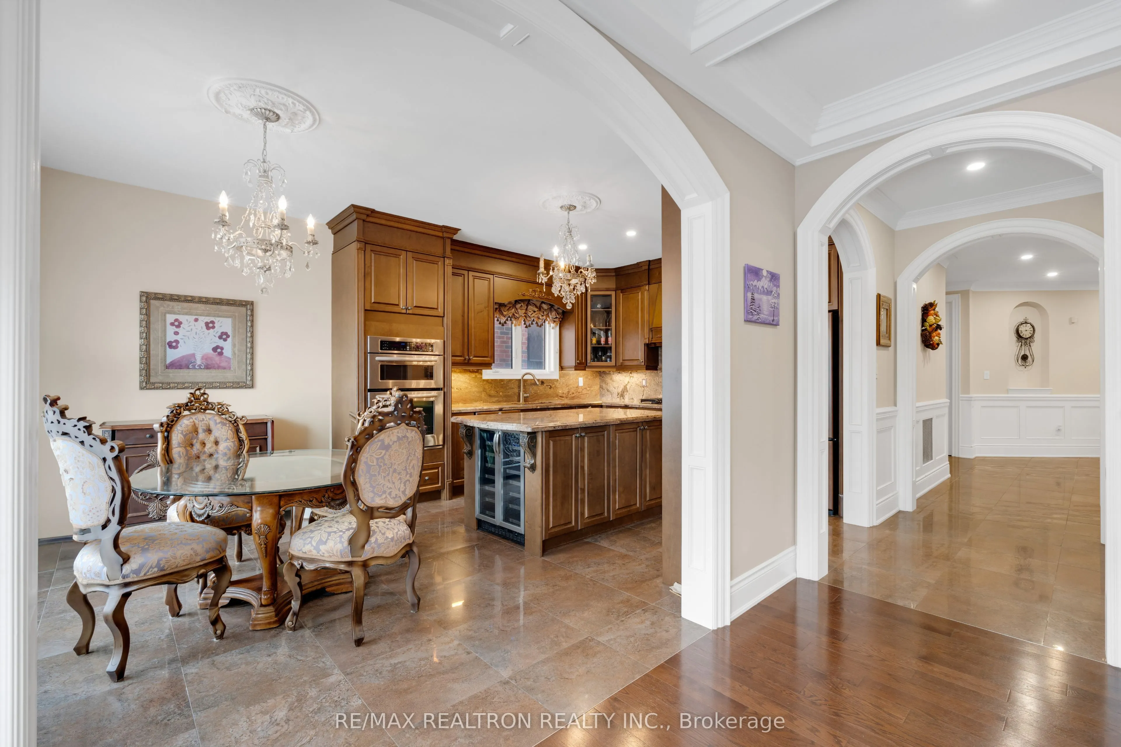 20 Shalom Aleichem Court
