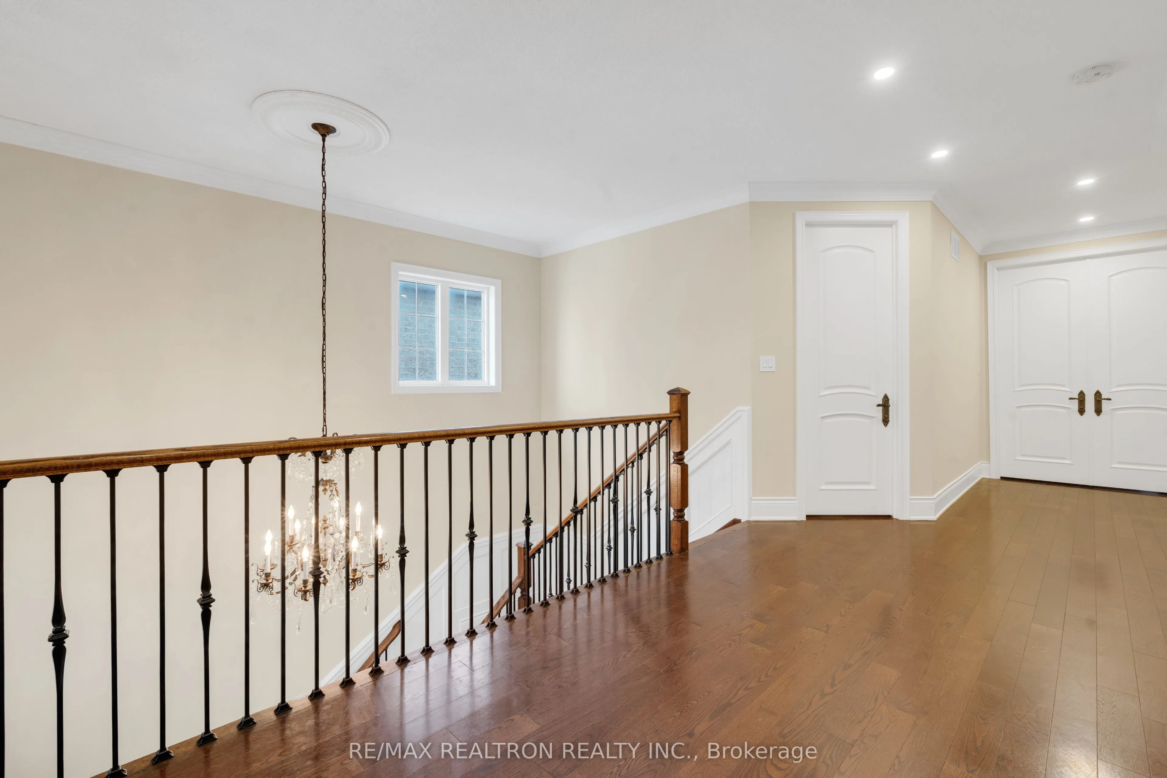 20 Shalom Aleichem Court