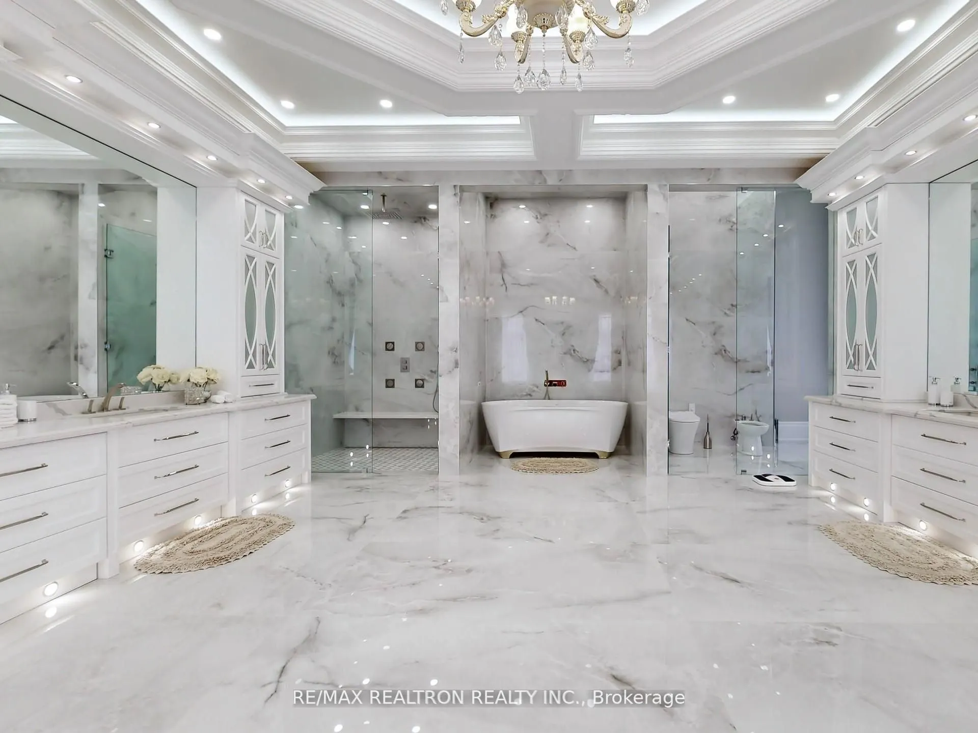 14358 Bathurst Street