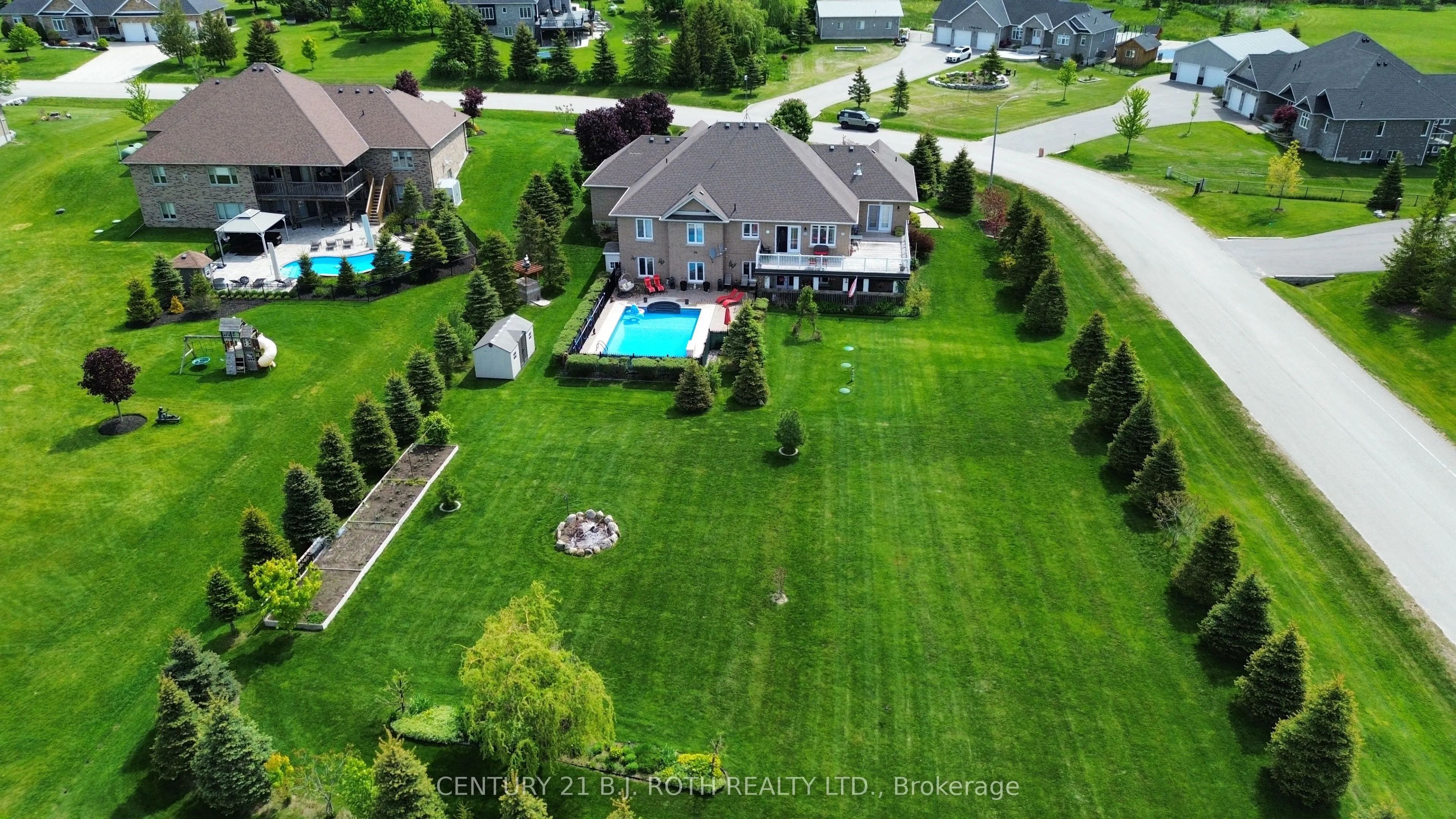 10 BROLLEY Crescent