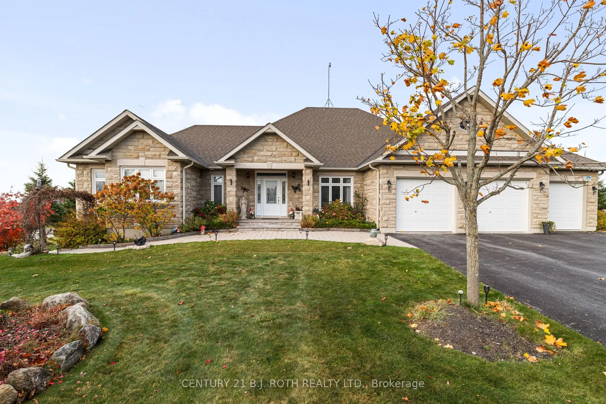 10 BROLLEY Crescent