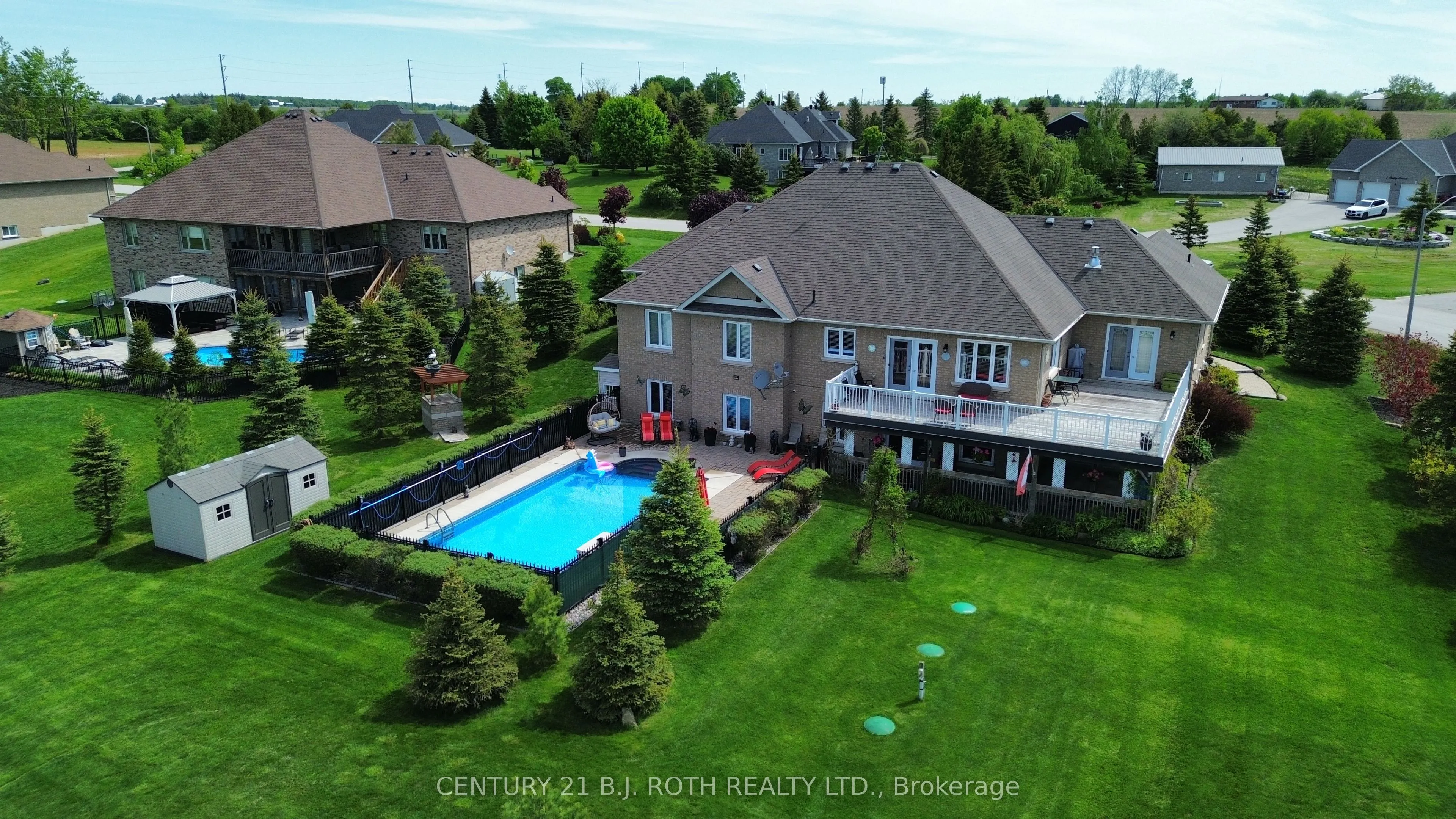 10 BROLLEY Crescent