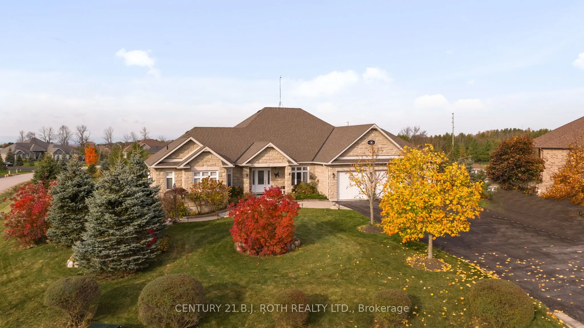 10 BROLLEY Crescent