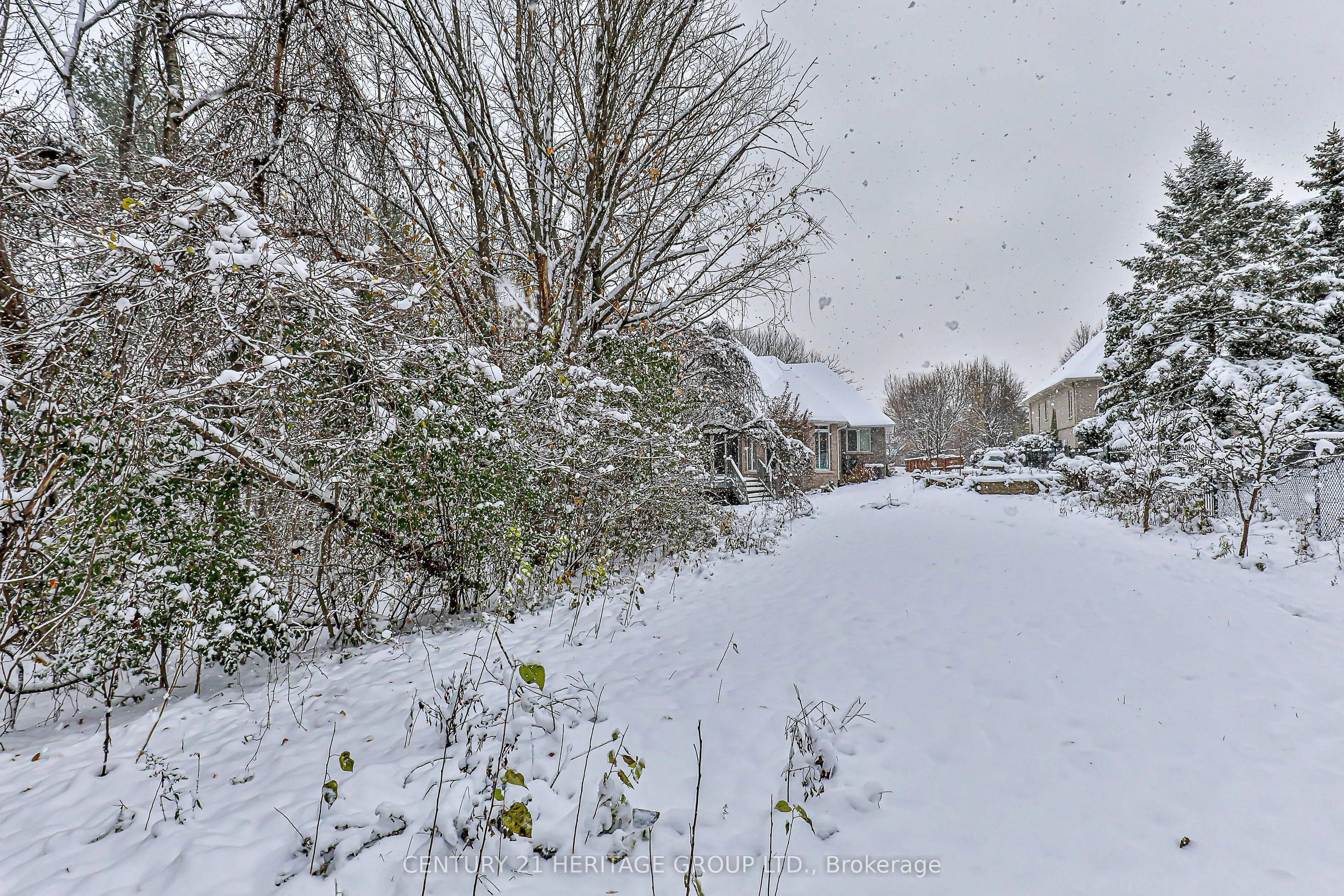 369 Coventry Hill Trail