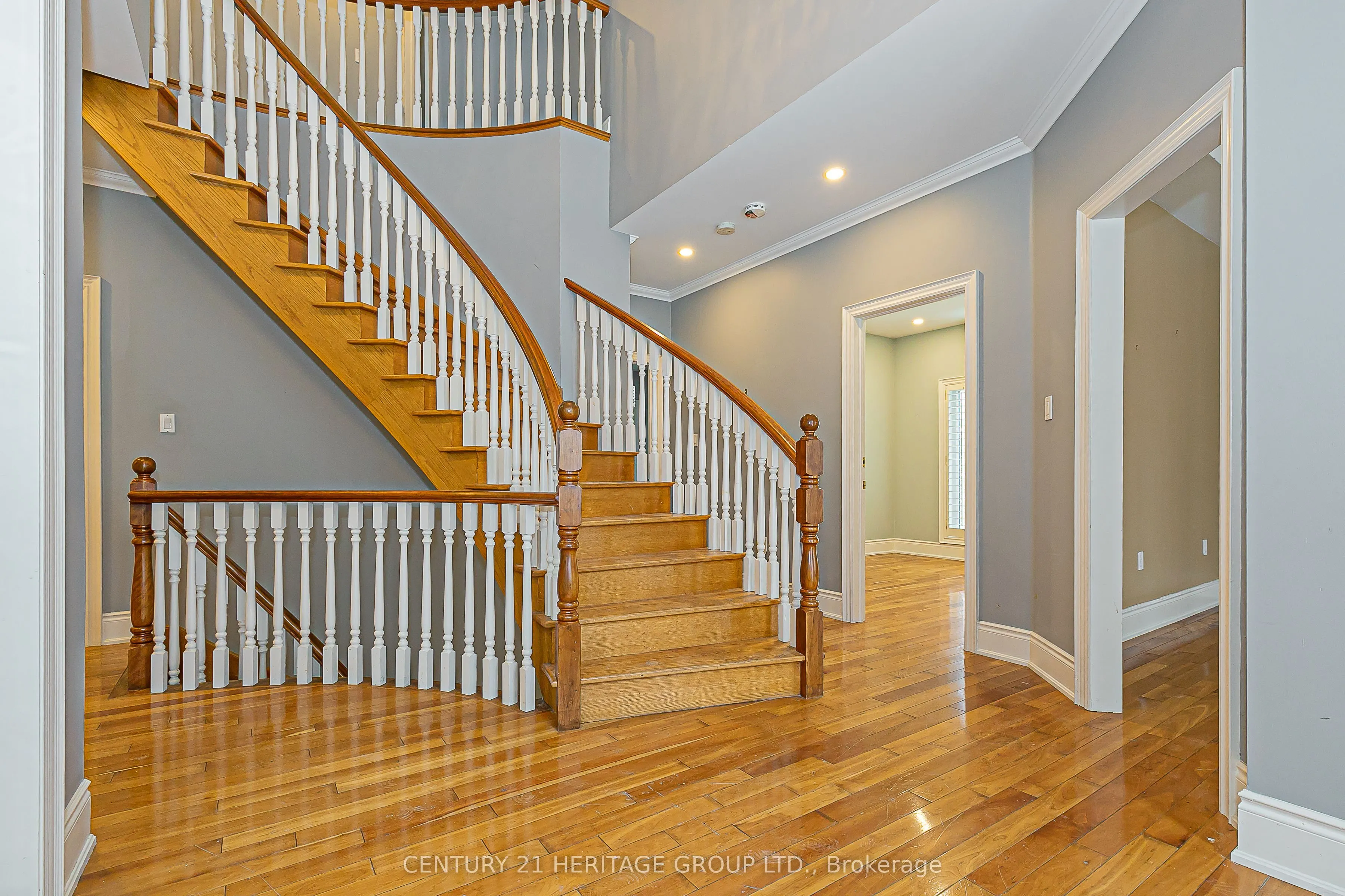 369 Coventry Hill Trail