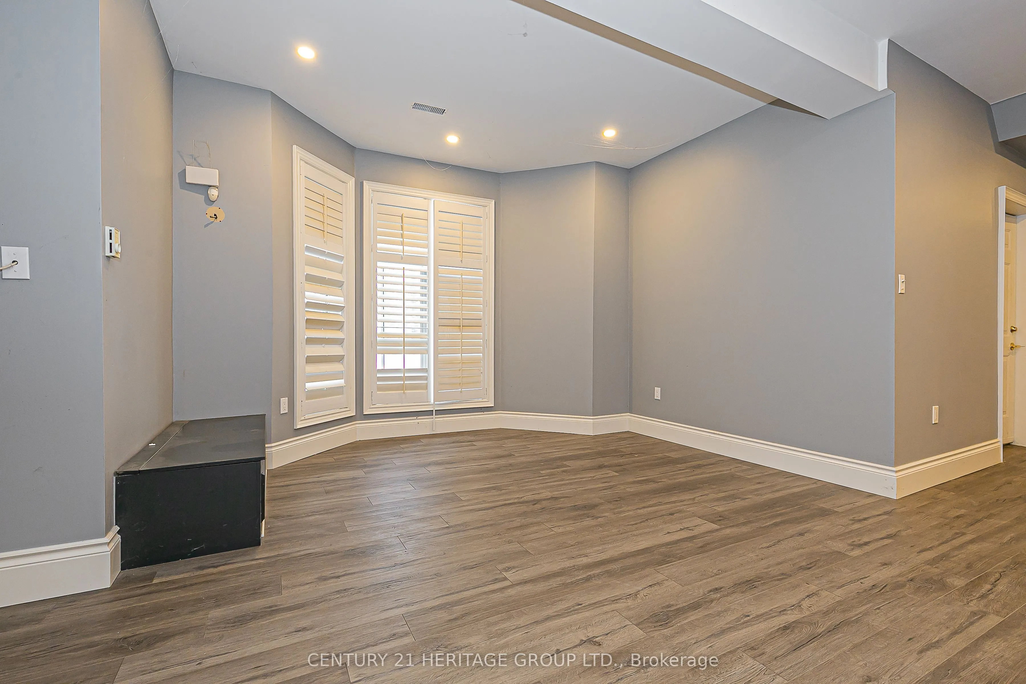 369 Coventry Hill Trail