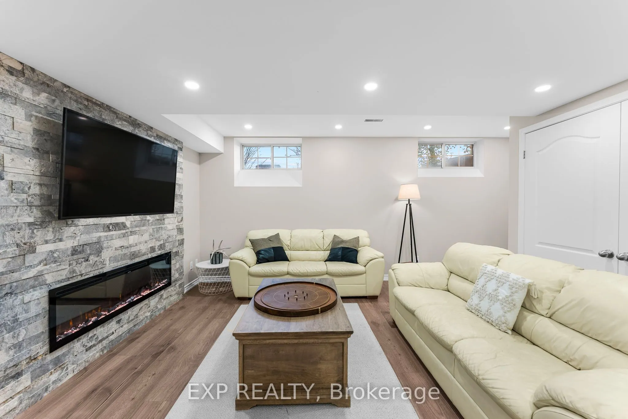 7 Vita Stephanie Court