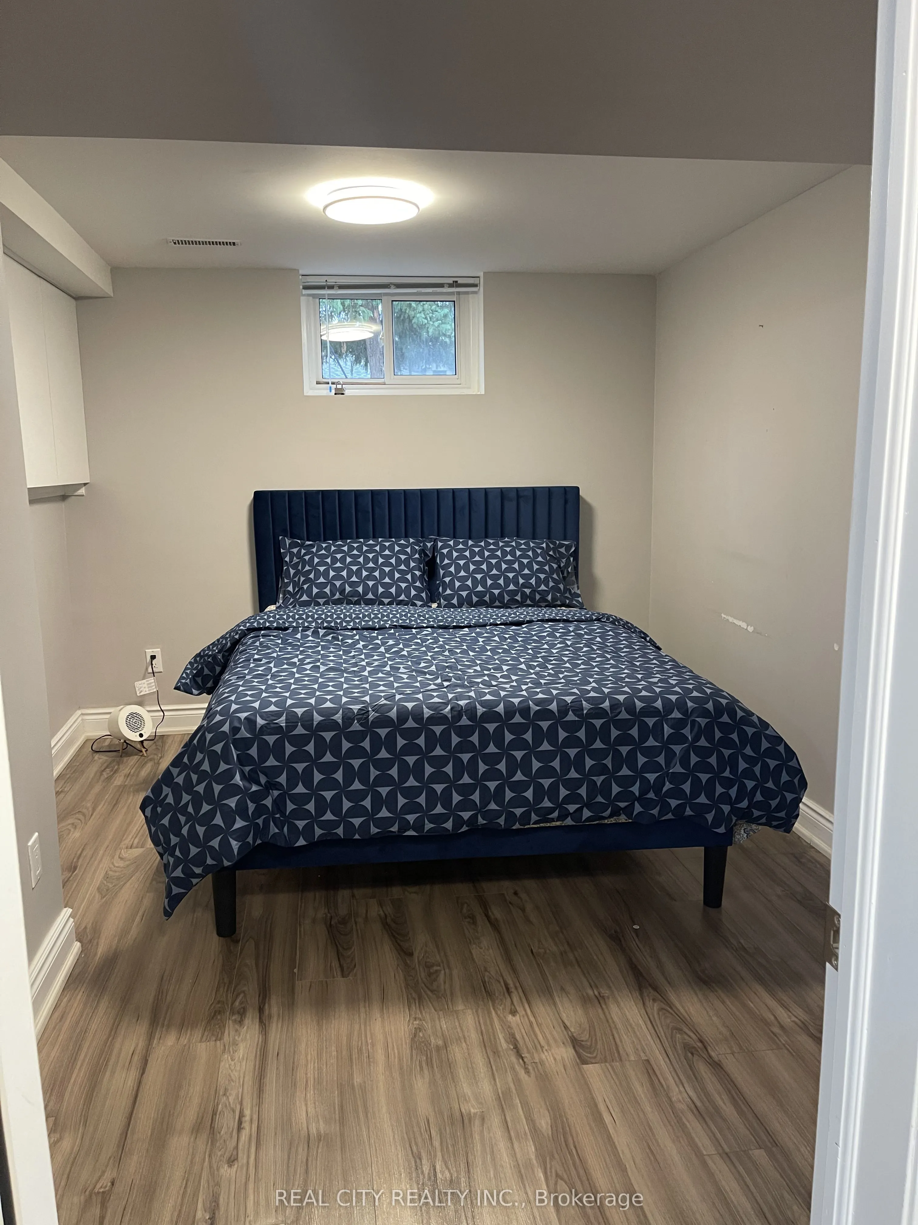 47 Ladyslipper Court