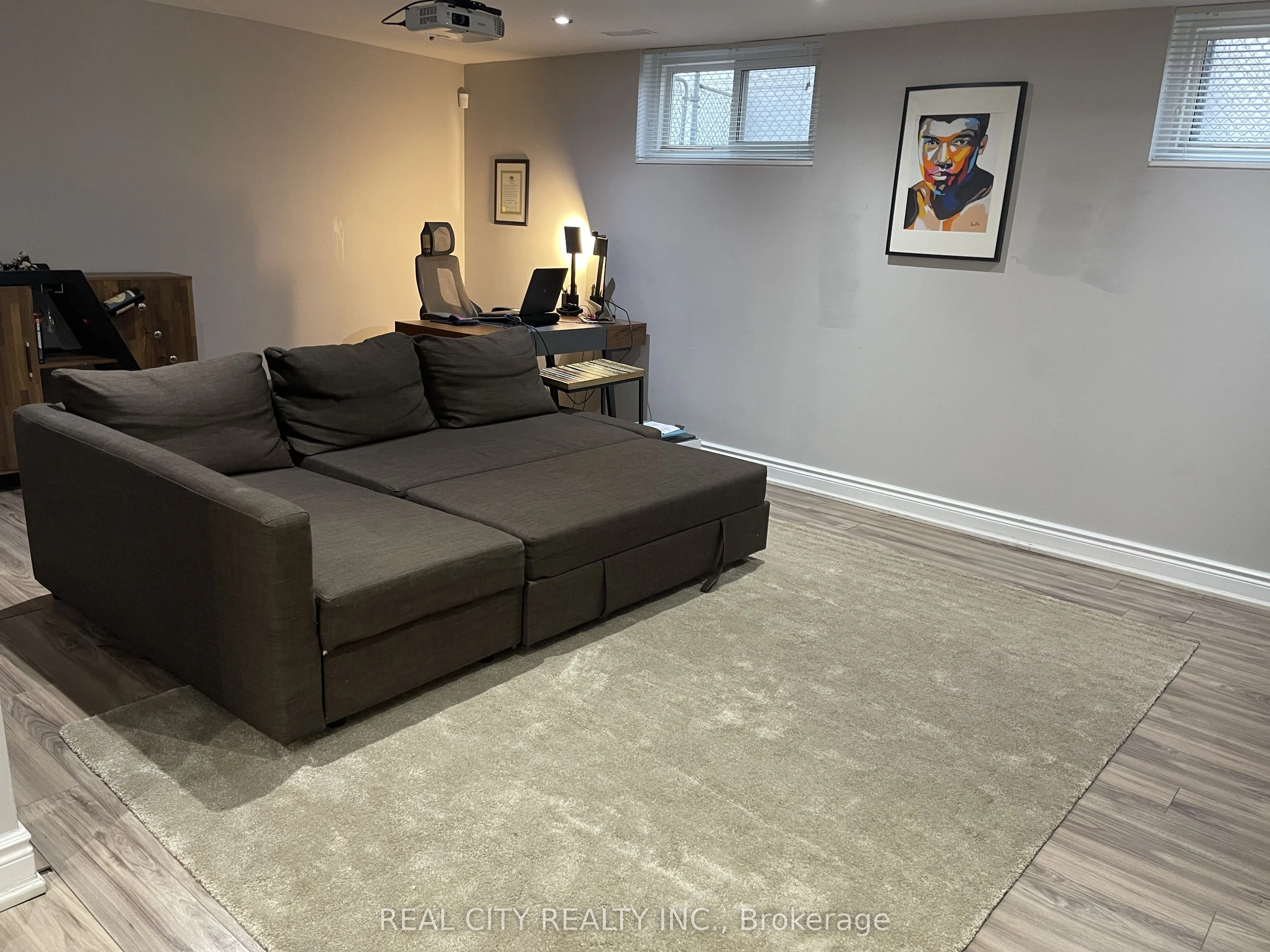 47 Ladyslipper Court