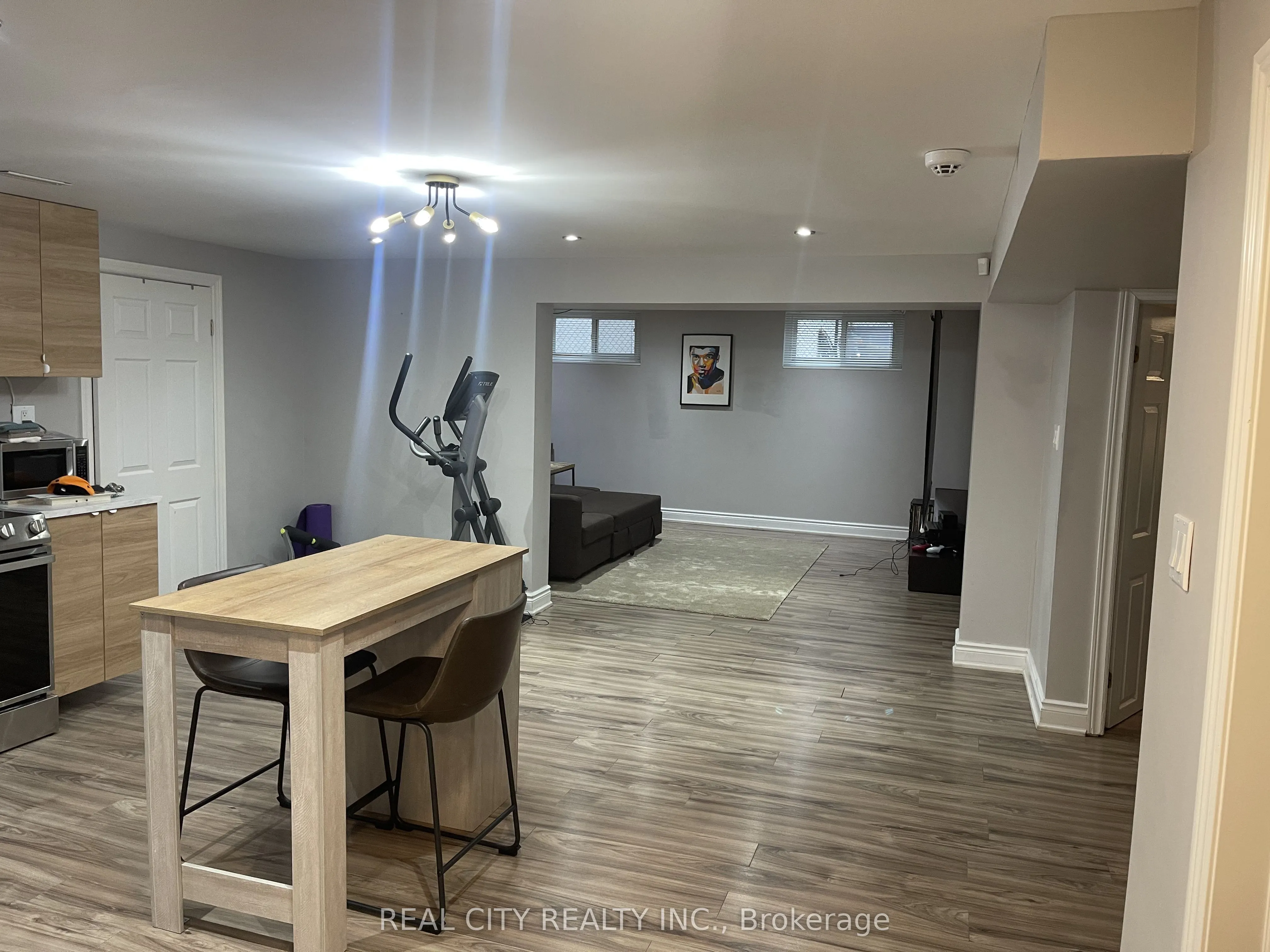 47 Ladyslipper Court