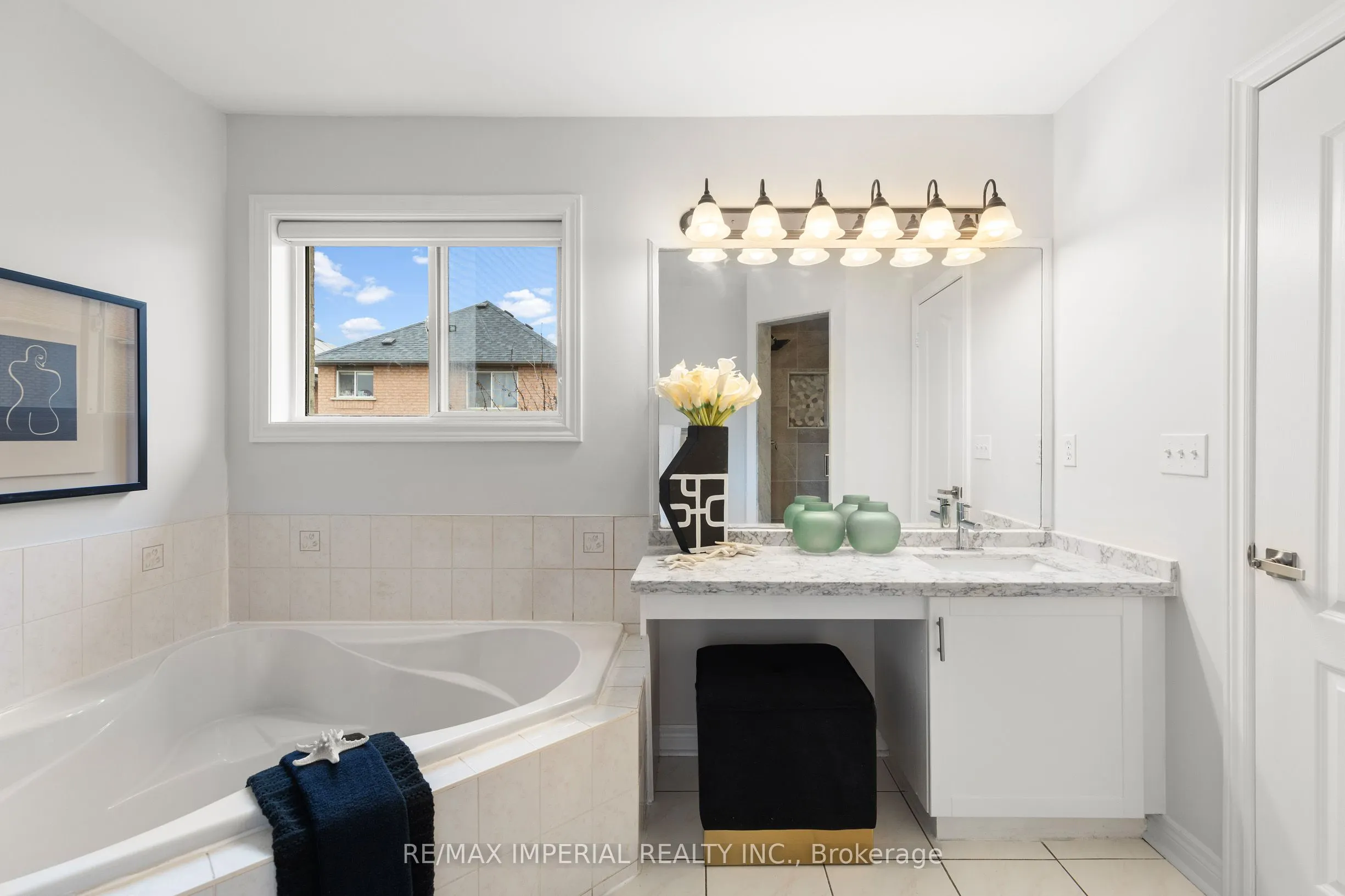 44 Hawkview Boulevard