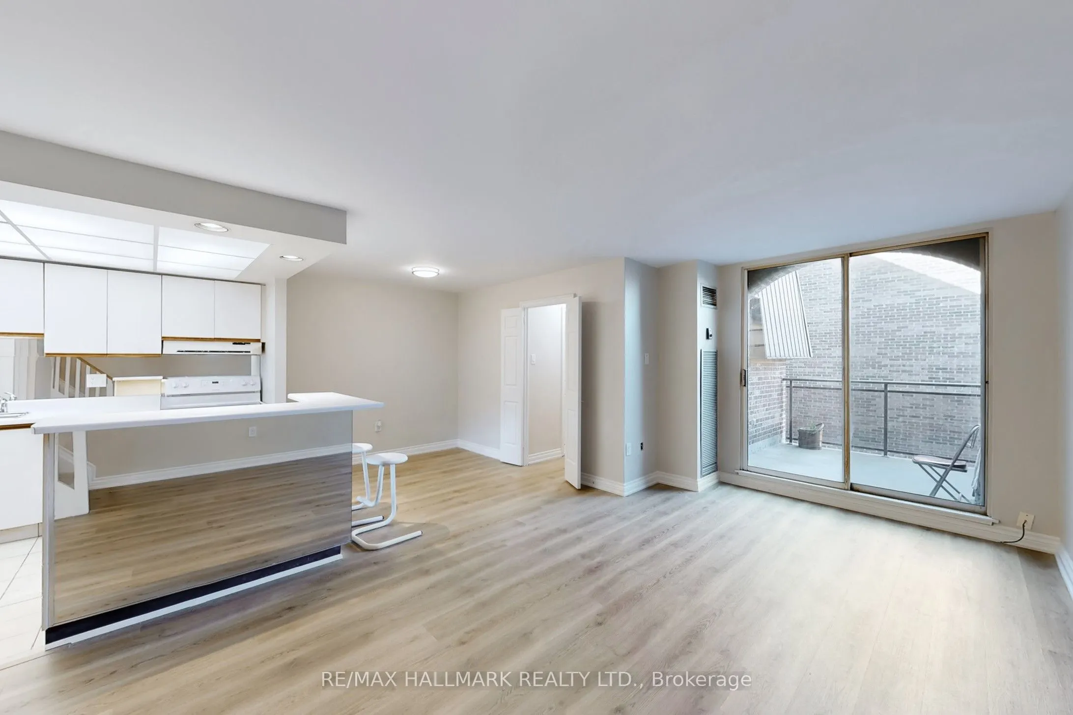 16 Elgin Street #316