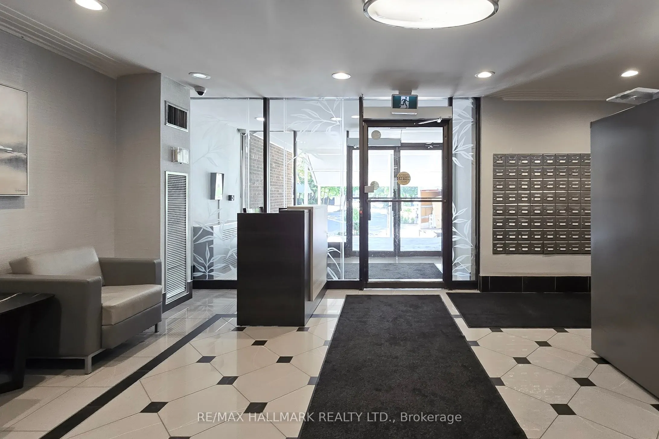16 Elgin Street #316