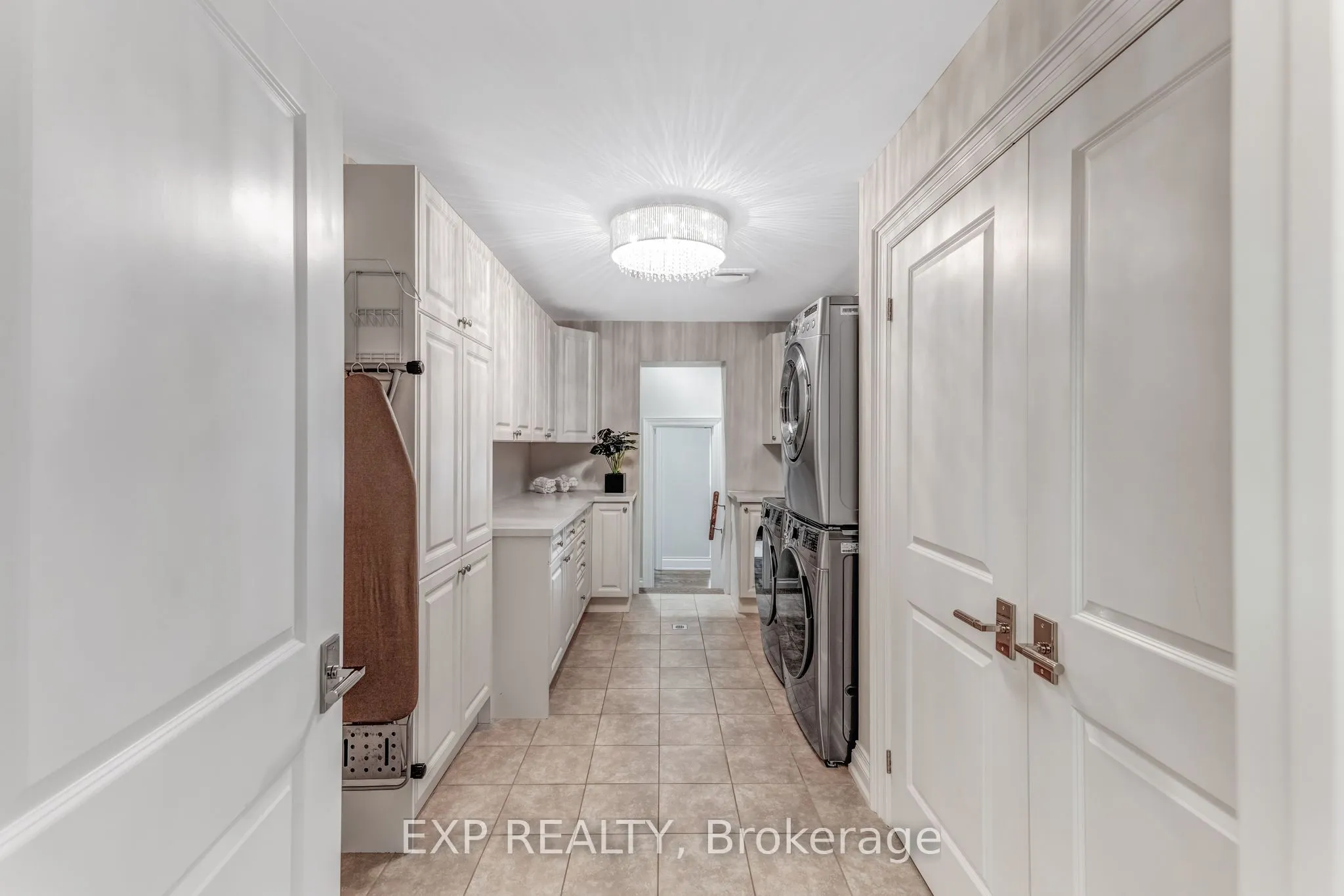 19 Glenhill Trail