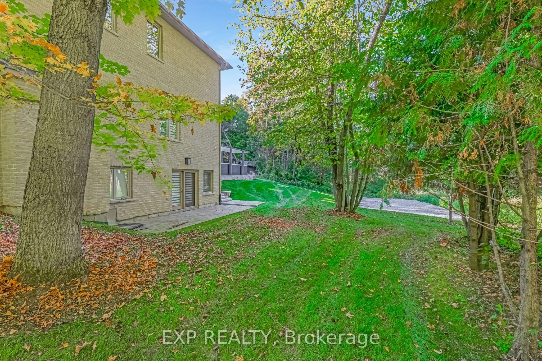 19 Glenhill Trail