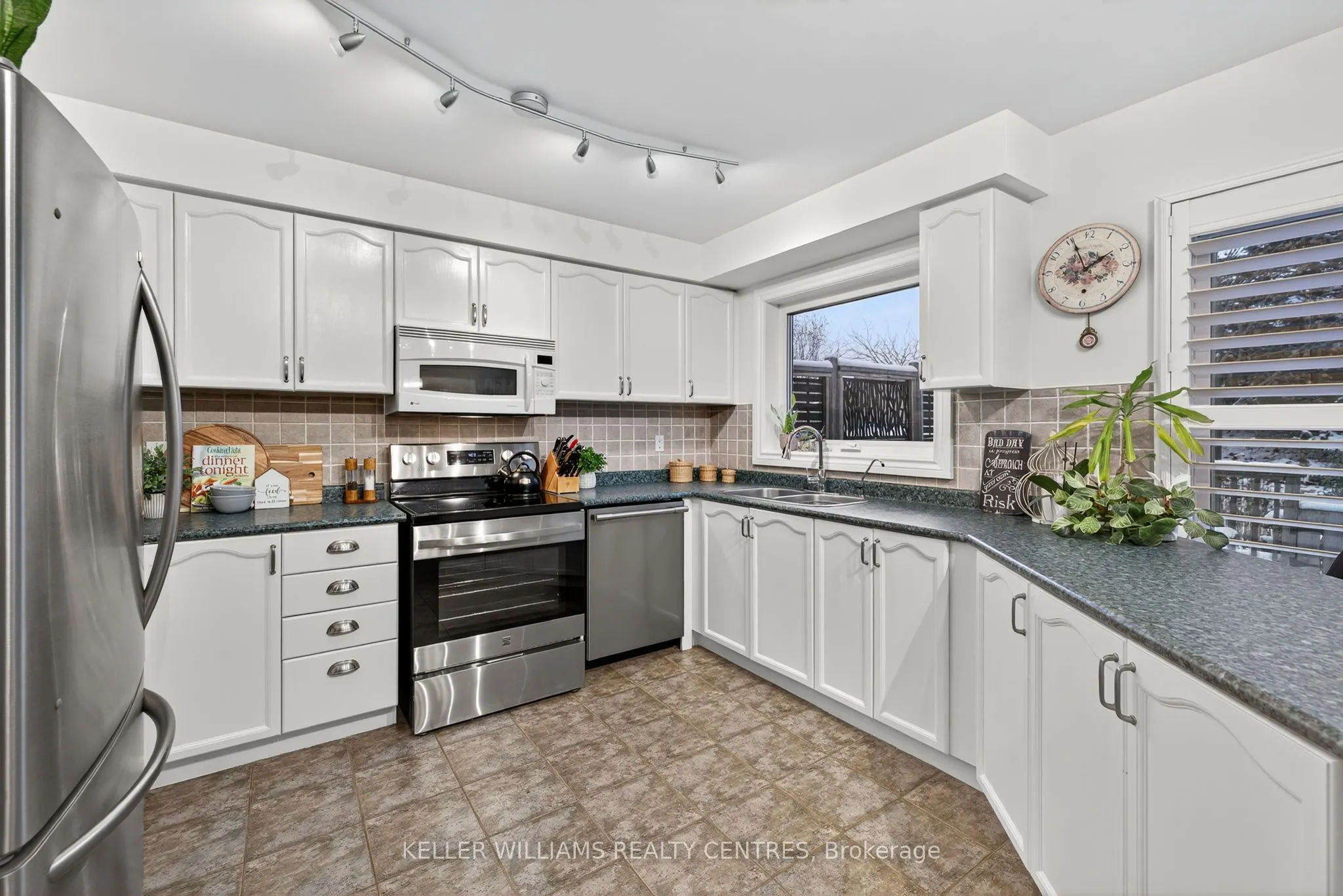 84 Loraview Lane