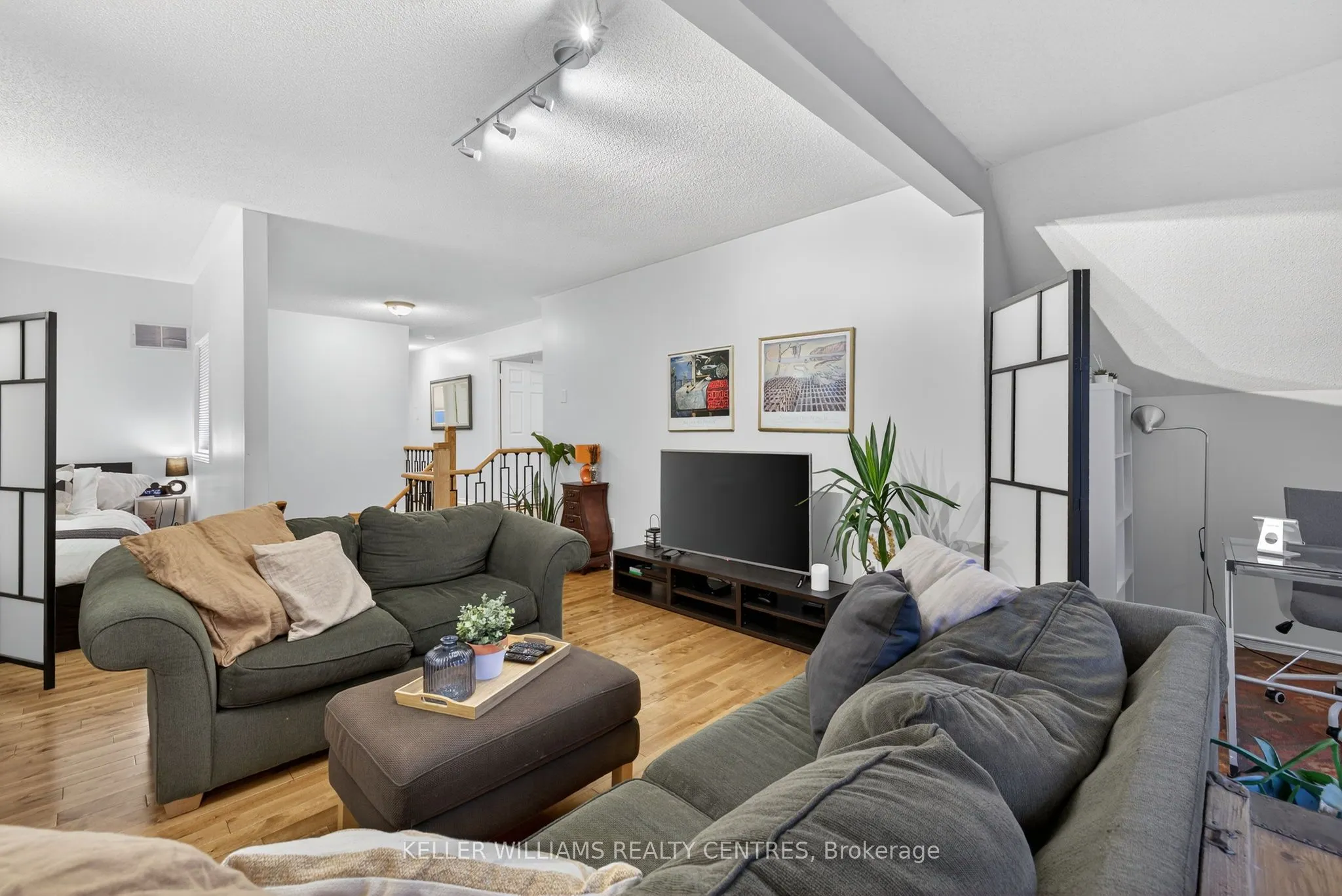84 Loraview Lane