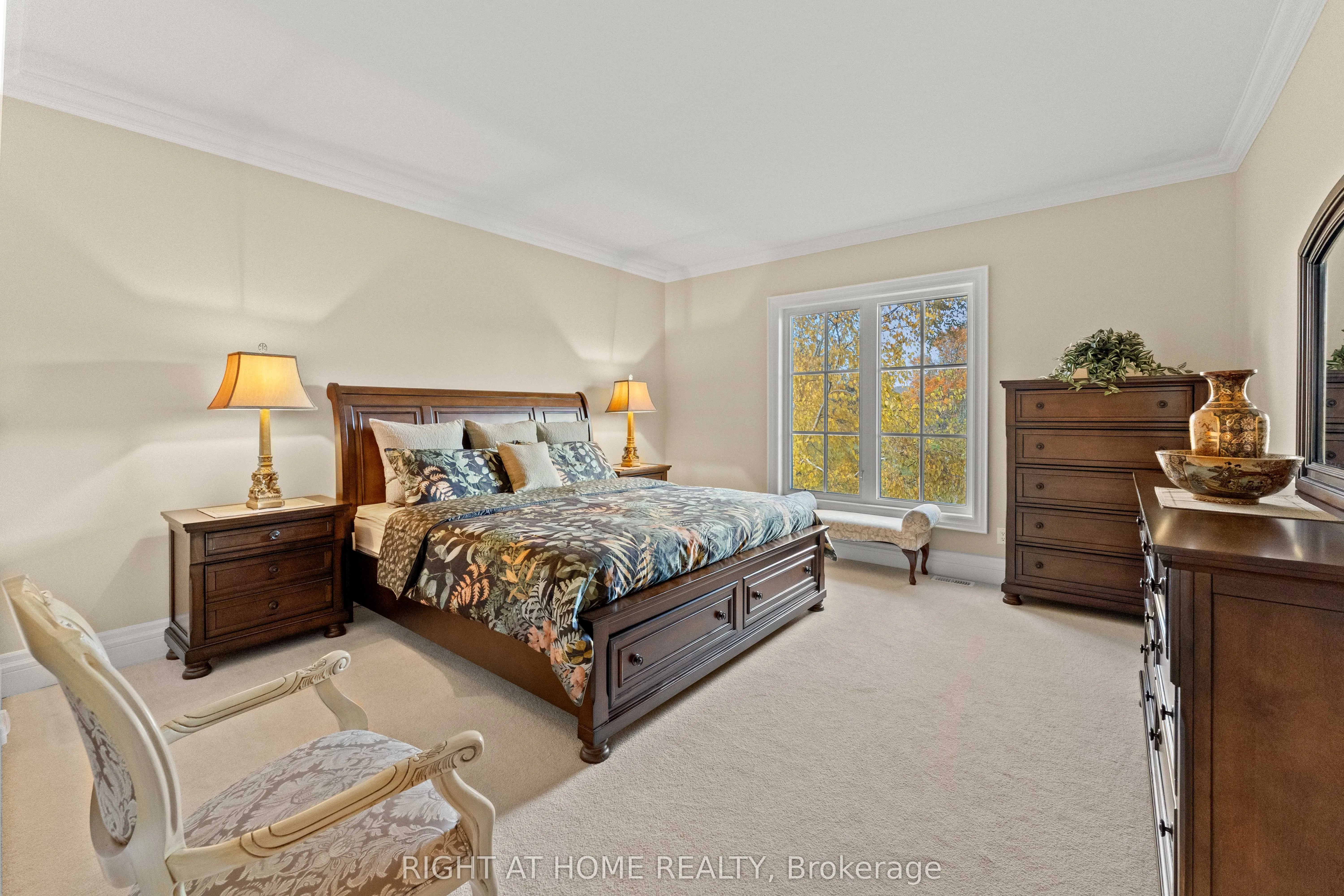 65 Kingswood Drive