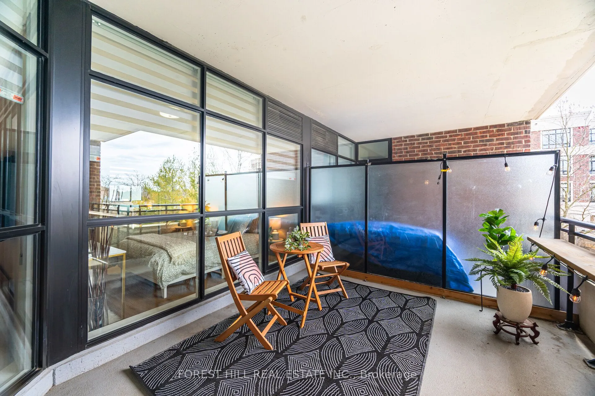 2396 Major Mackenzie Drive W #220
