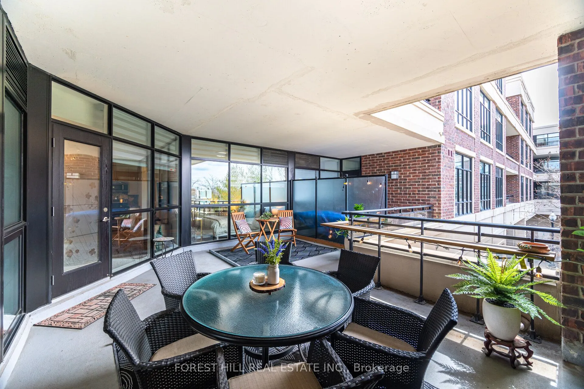 2396 Major Mackenzie Drive W #220