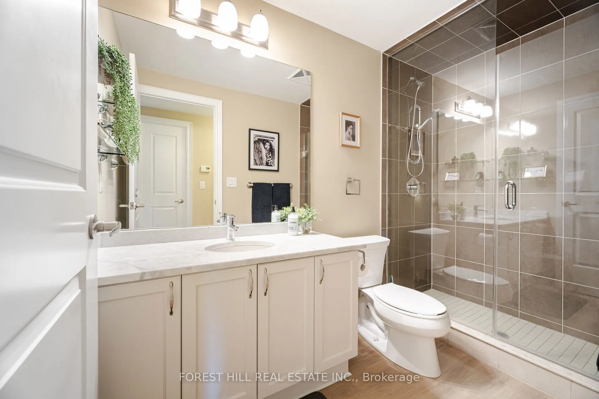 2396 Major Mackenzie Drive W #220