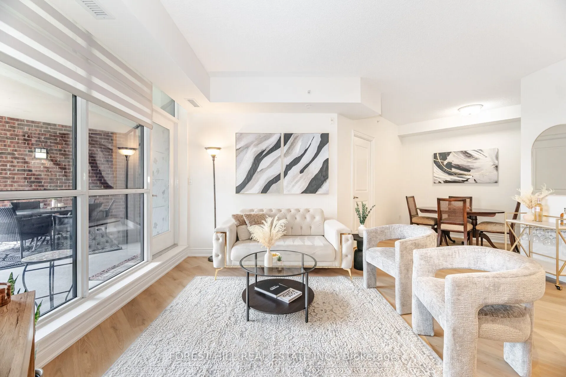 2396 Major Mackenzie Drive W #220