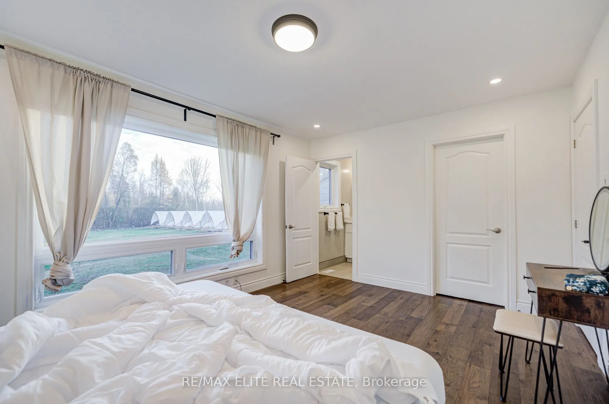 4909 Holborn Road
