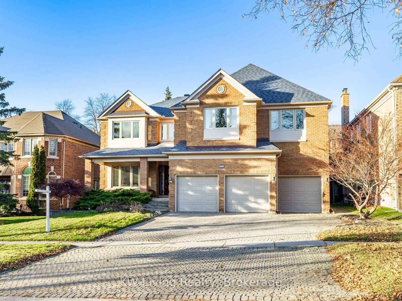 959 Lockwood Circle
