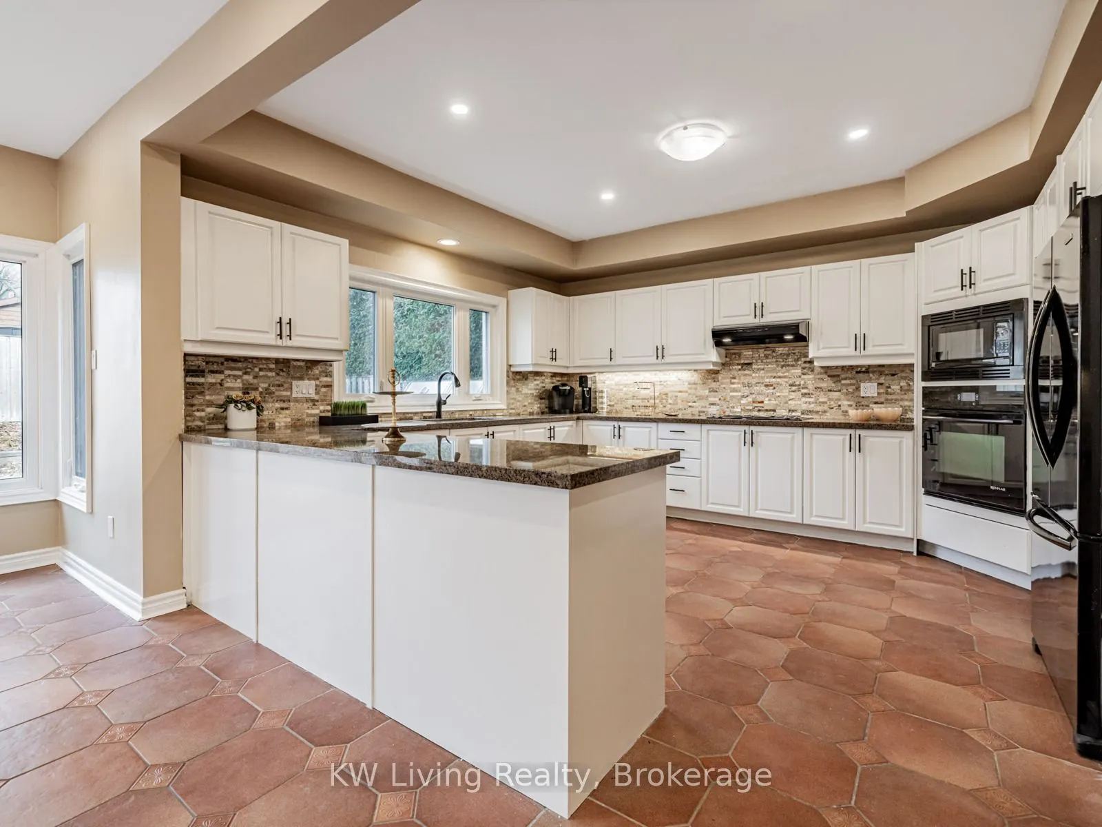 959 Lockwood Circle