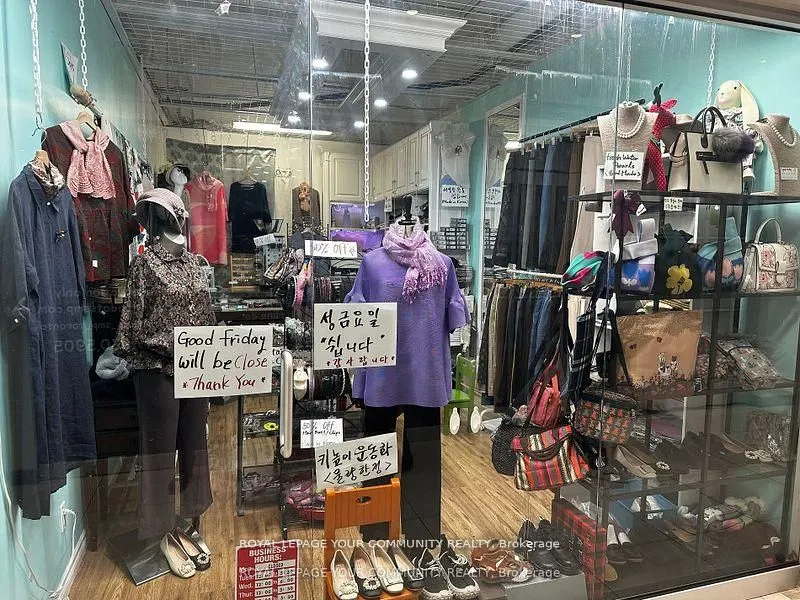 7181 Yonge Street ##256