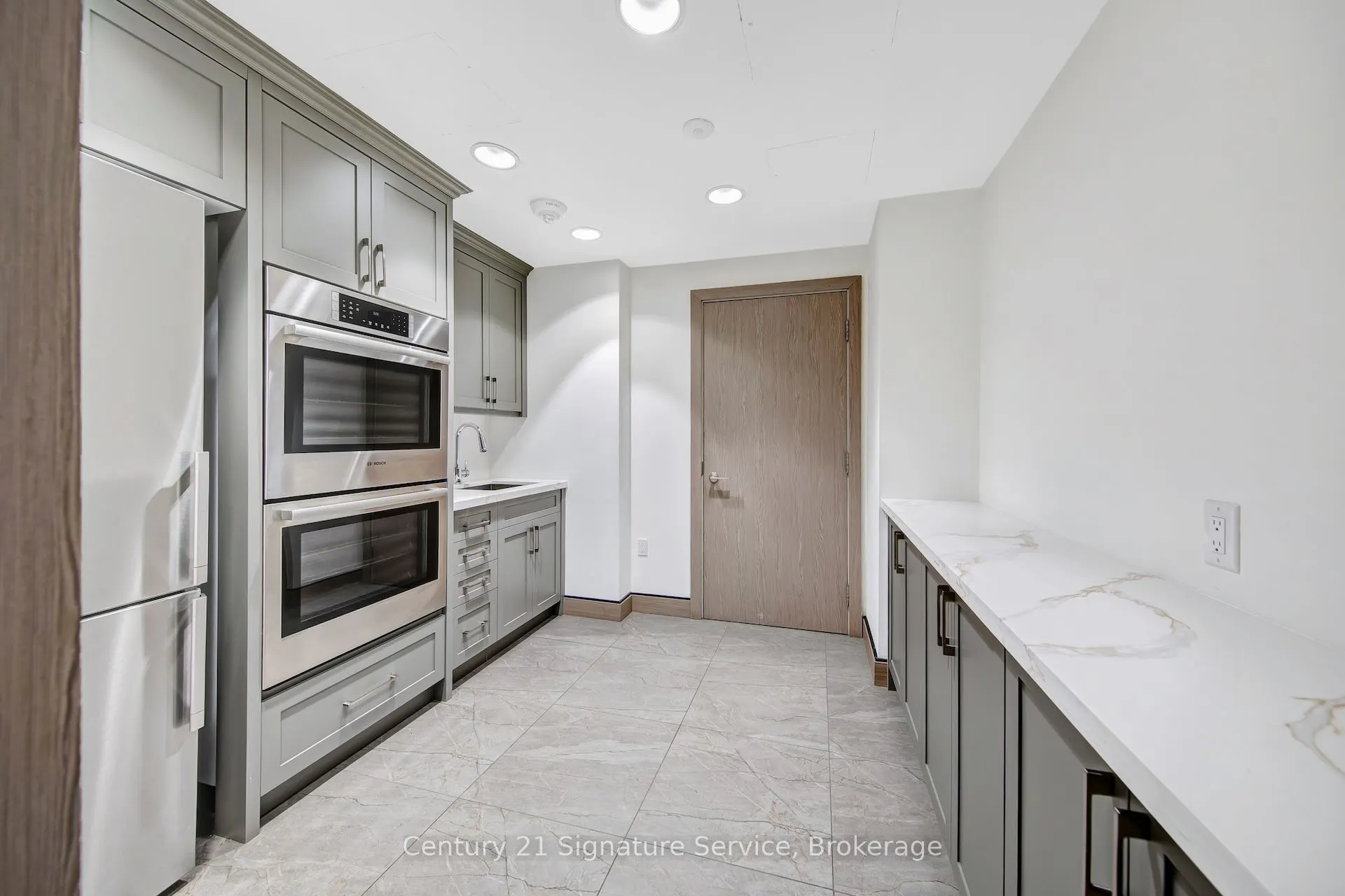 4800 Highway 7 #117