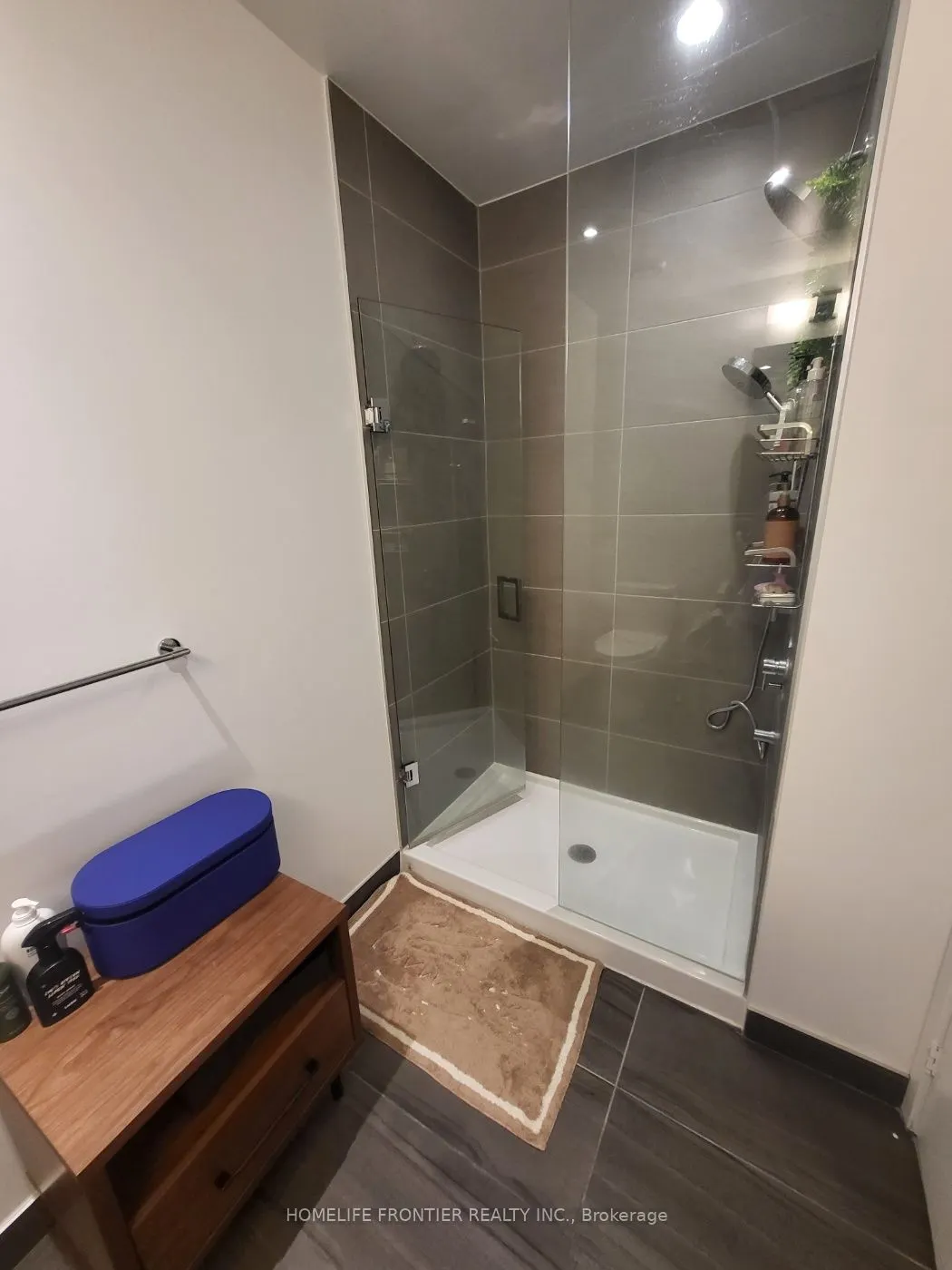 950 Portage Parkway #5807