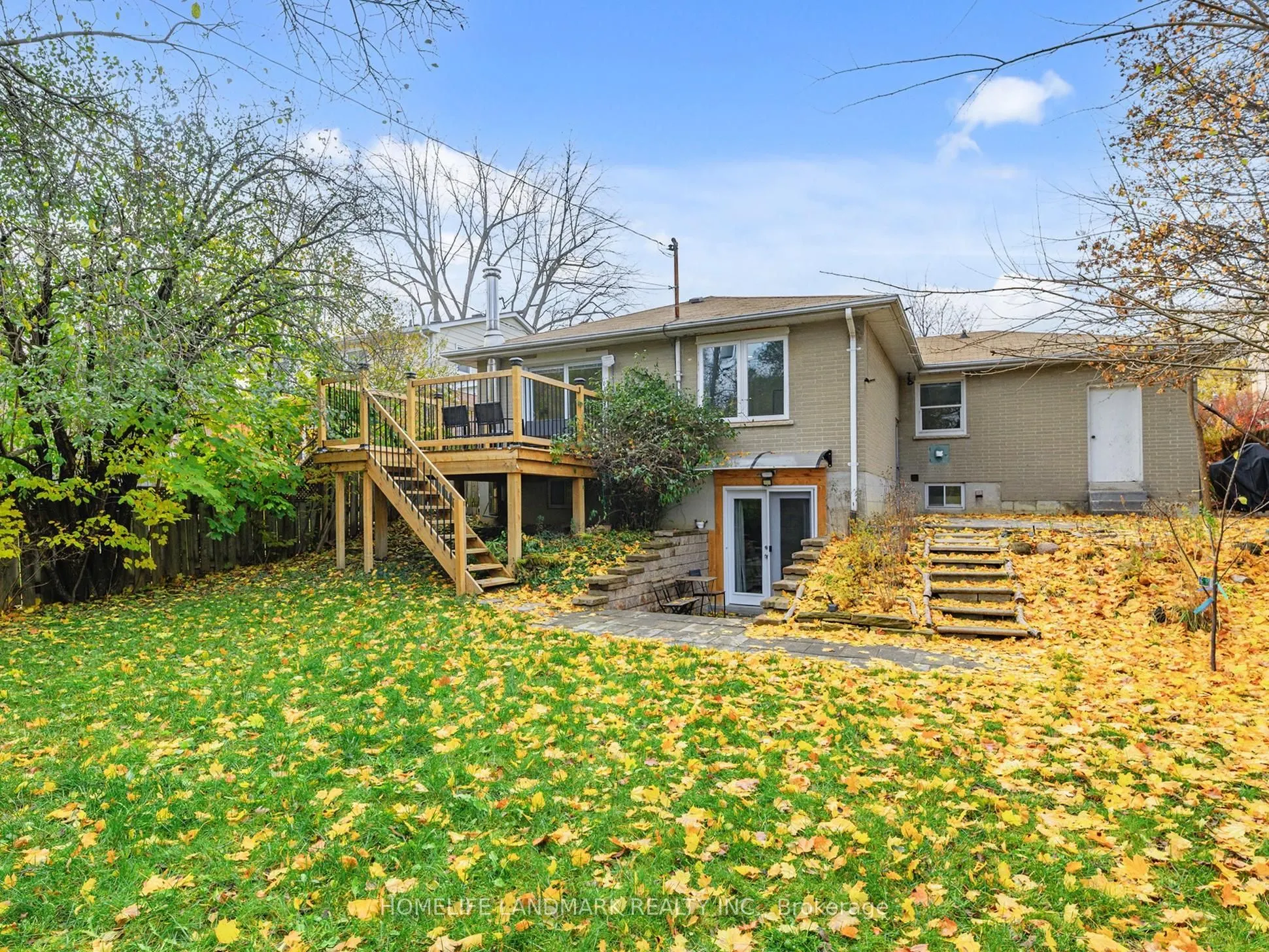 31 Henderson Avenue