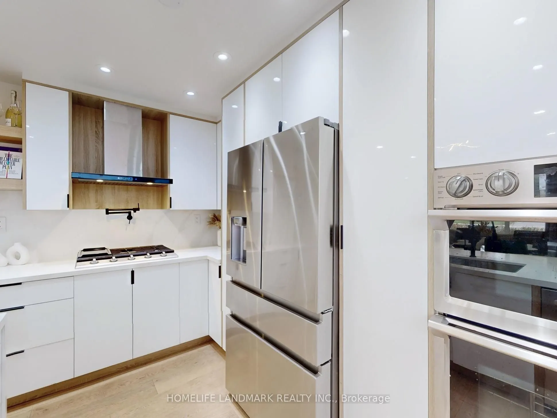 31 Henderson Avenue