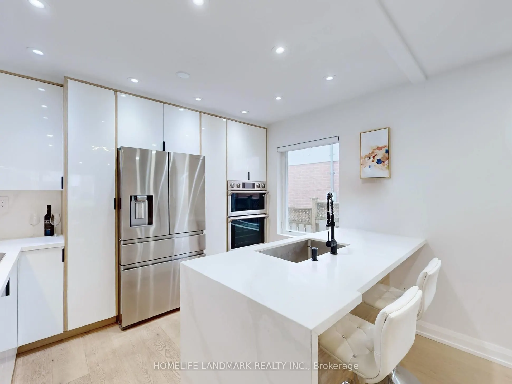 31 Henderson Avenue