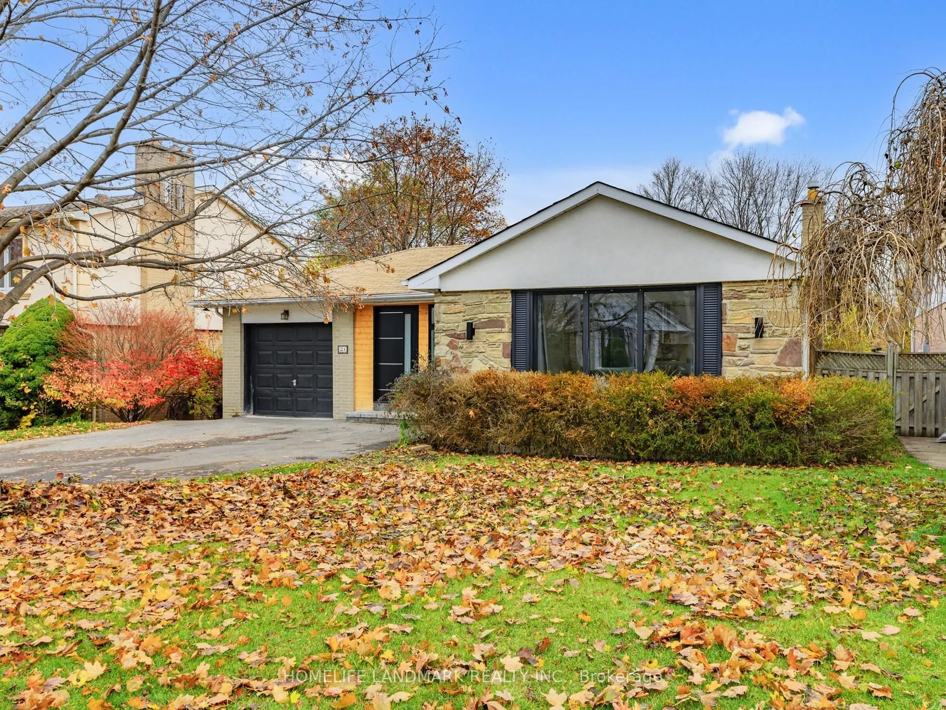 31 Henderson Avenue