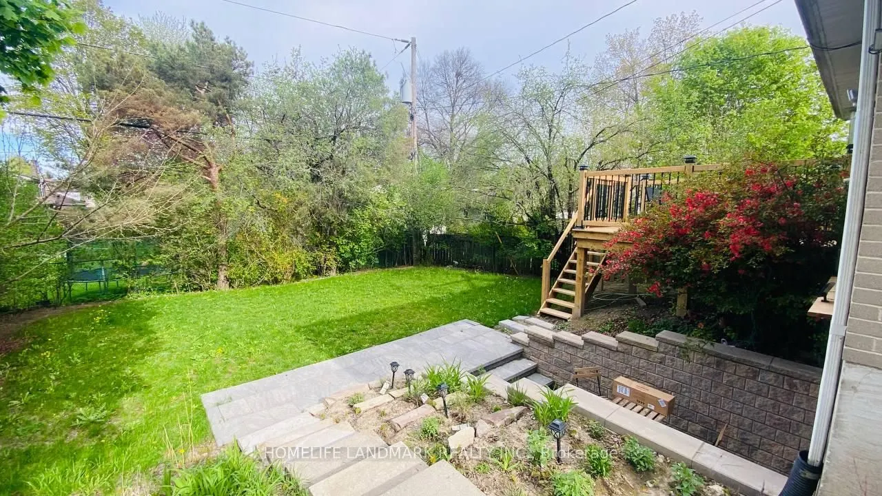 31 Henderson Avenue