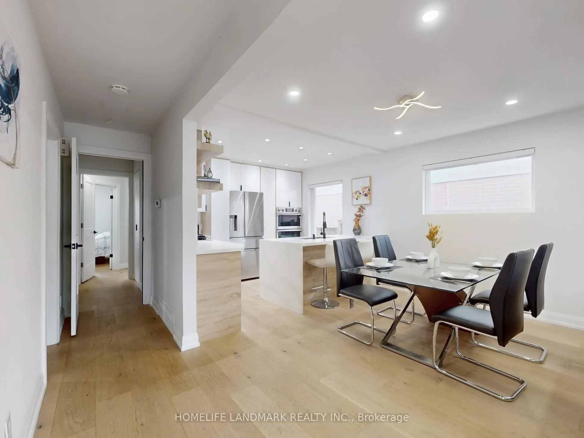31 Henderson Avenue