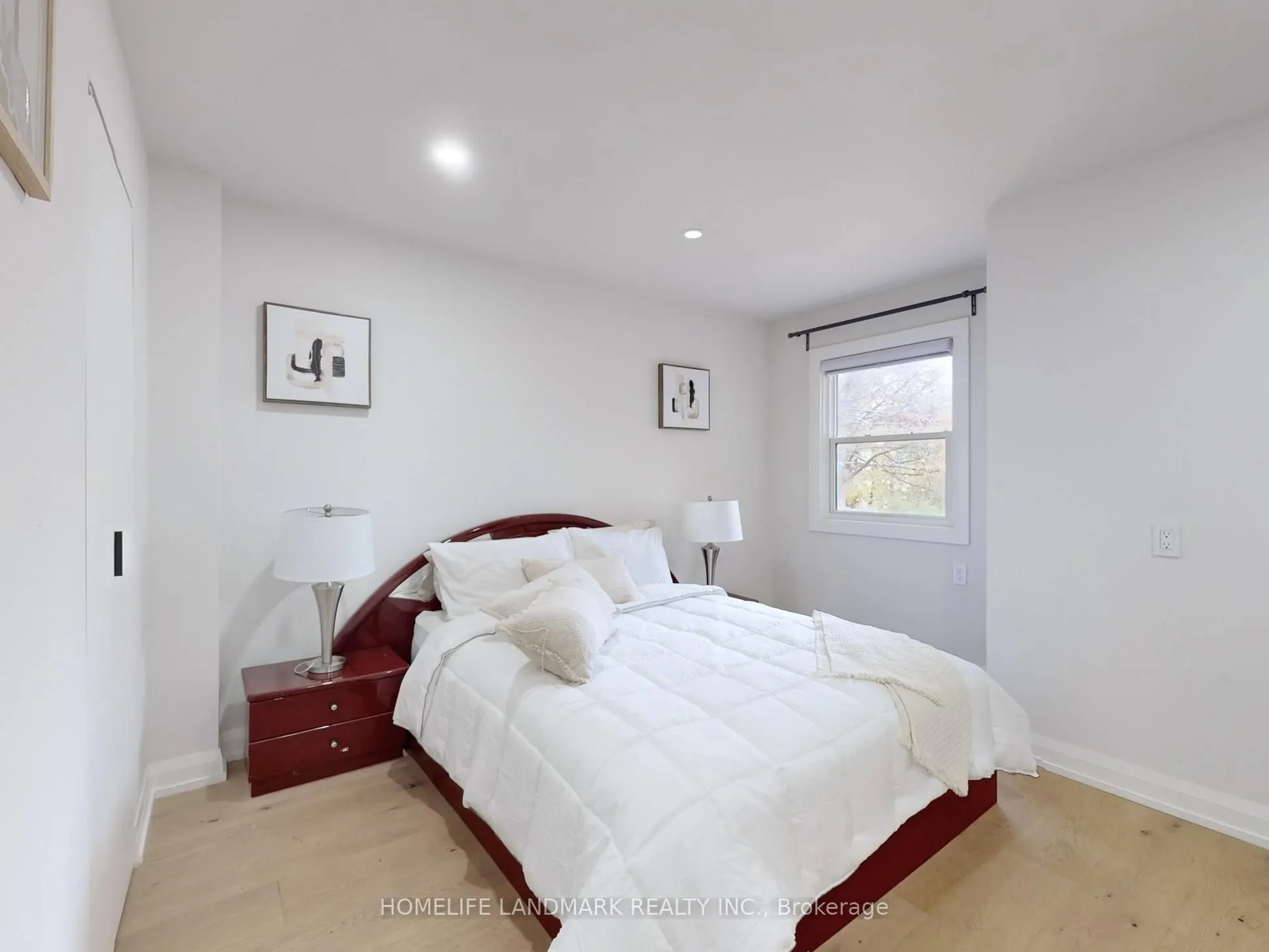 31 Henderson Avenue