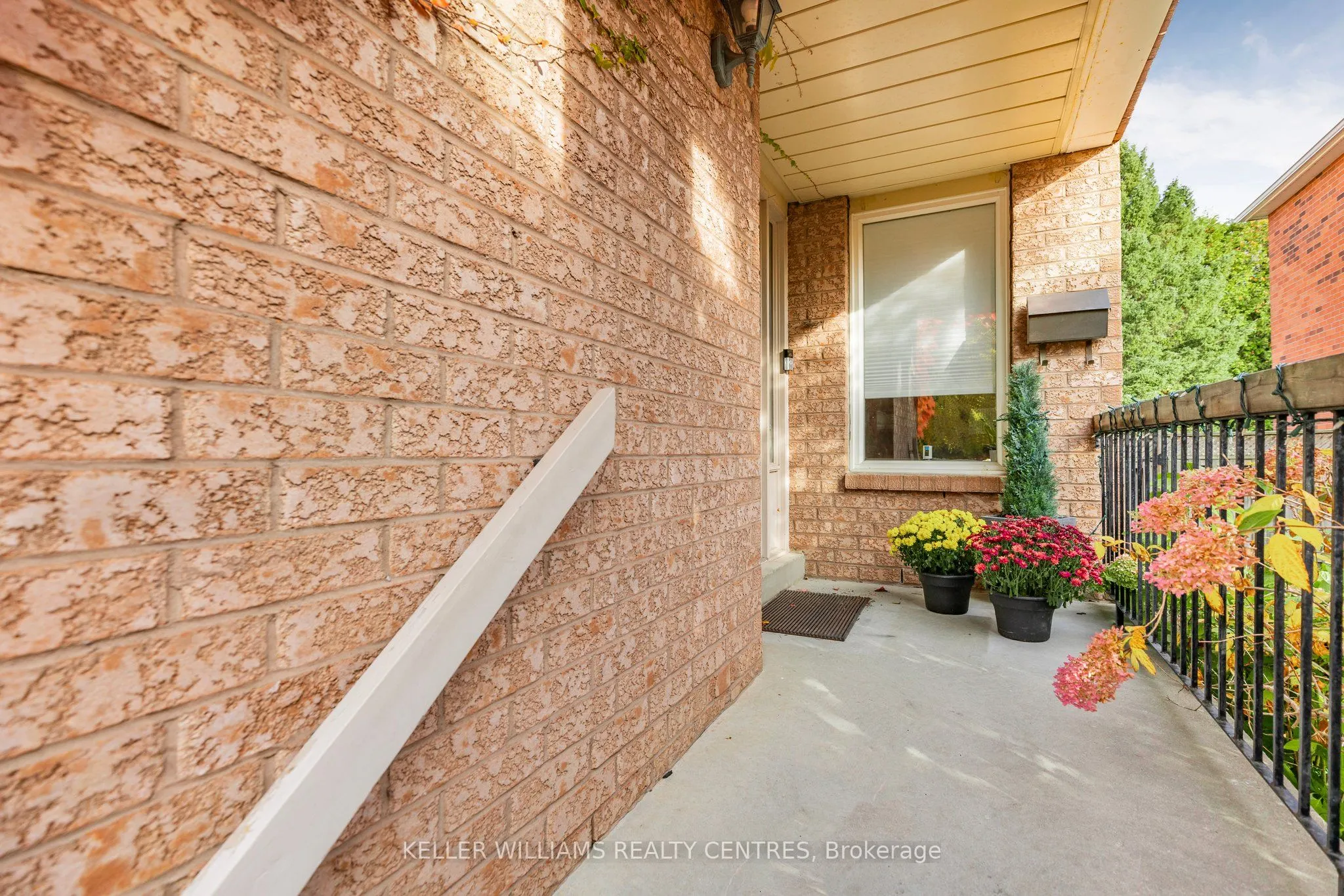 84 Loraview Lane