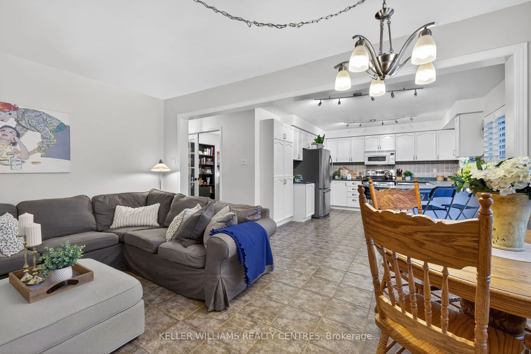 84 Loraview Lane