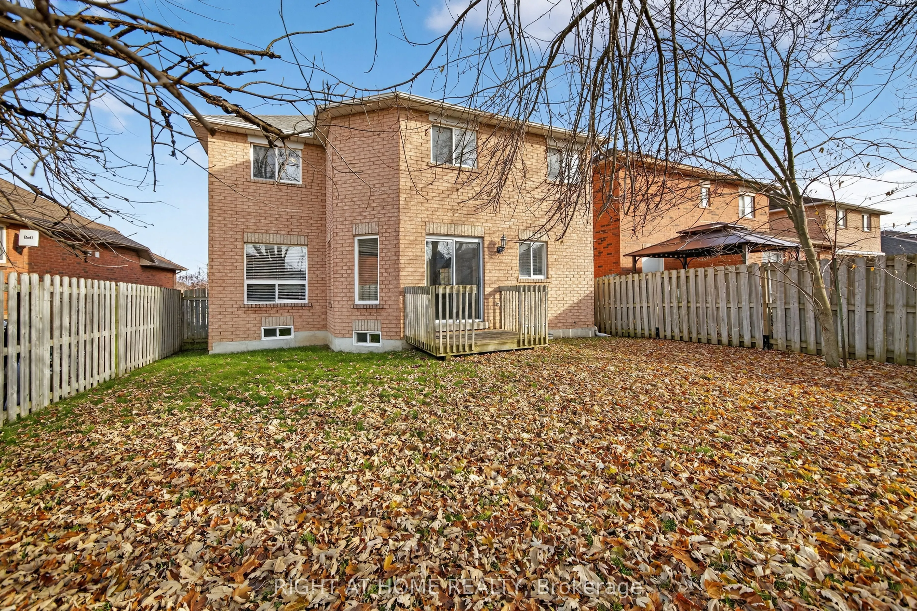 1338 Vincent Crescent