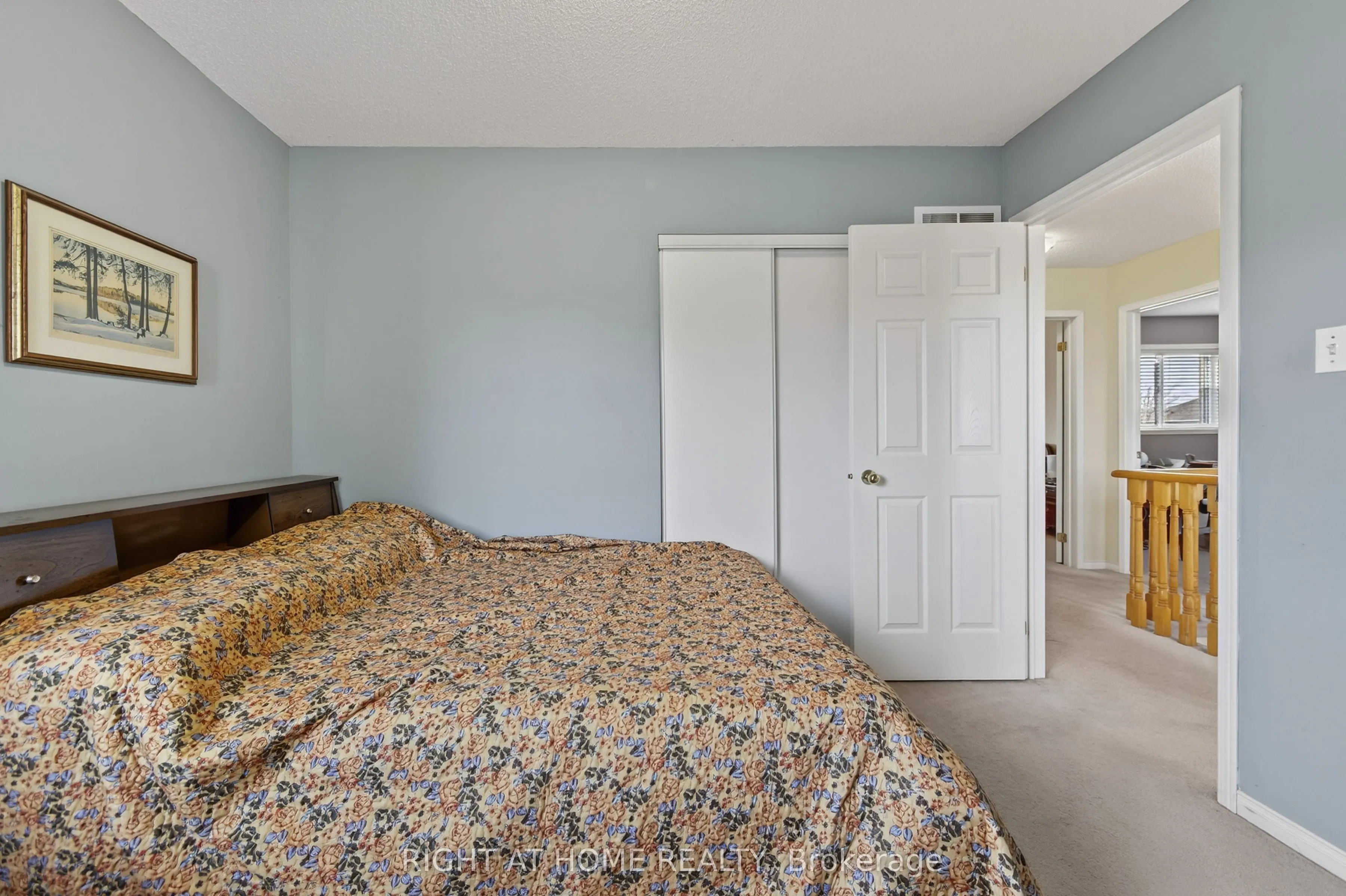 1338 Vincent Crescent