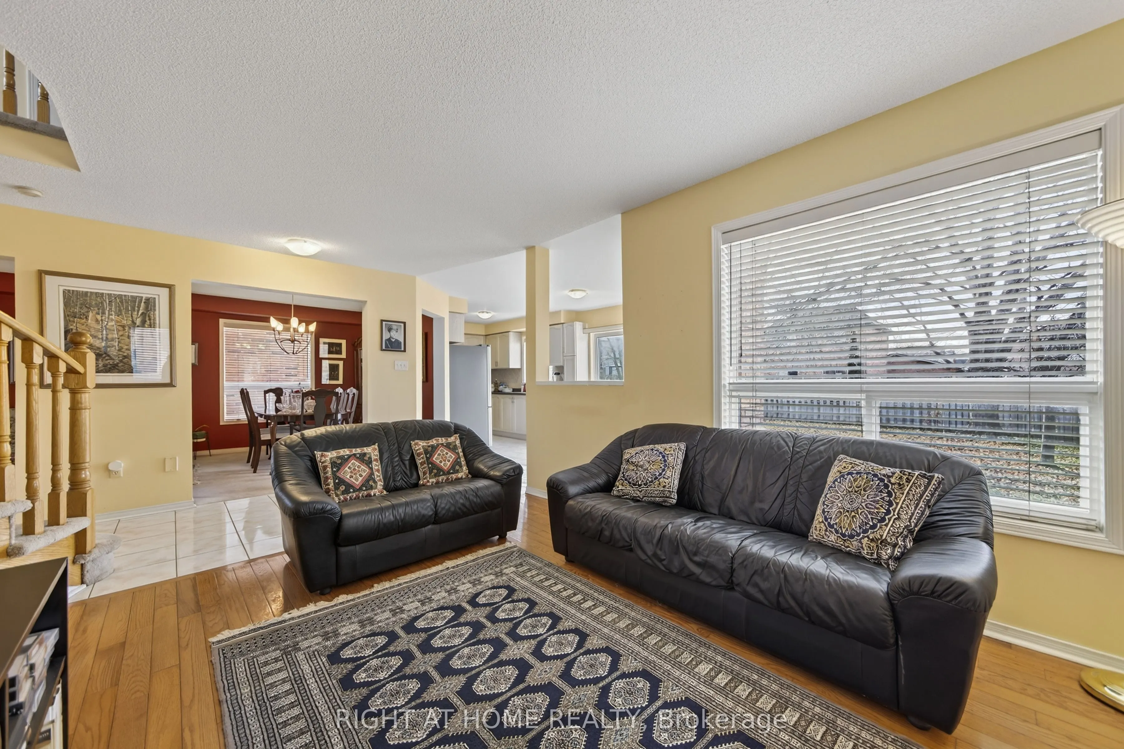 1338 Vincent Crescent