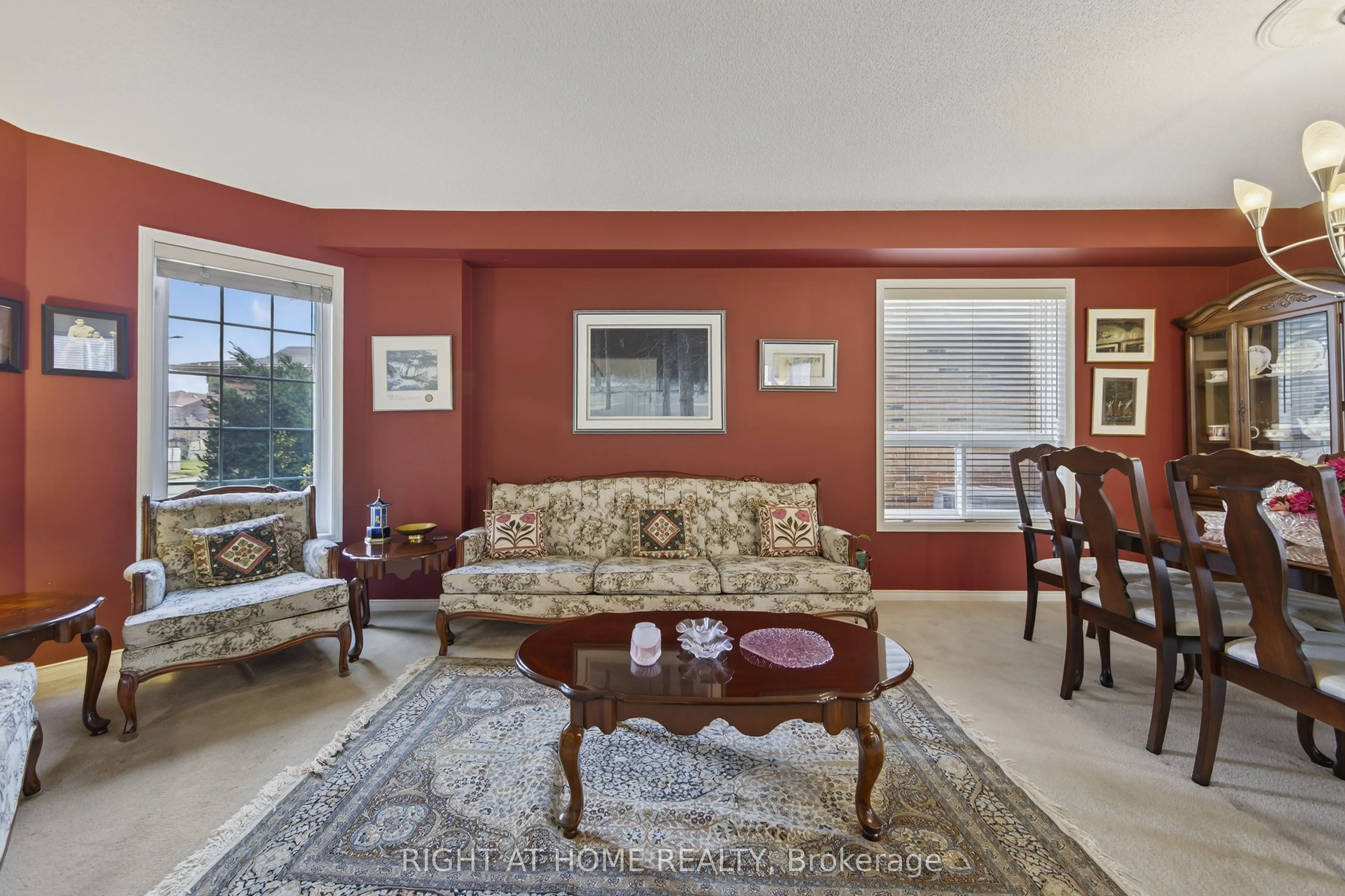 1338 Vincent Crescent