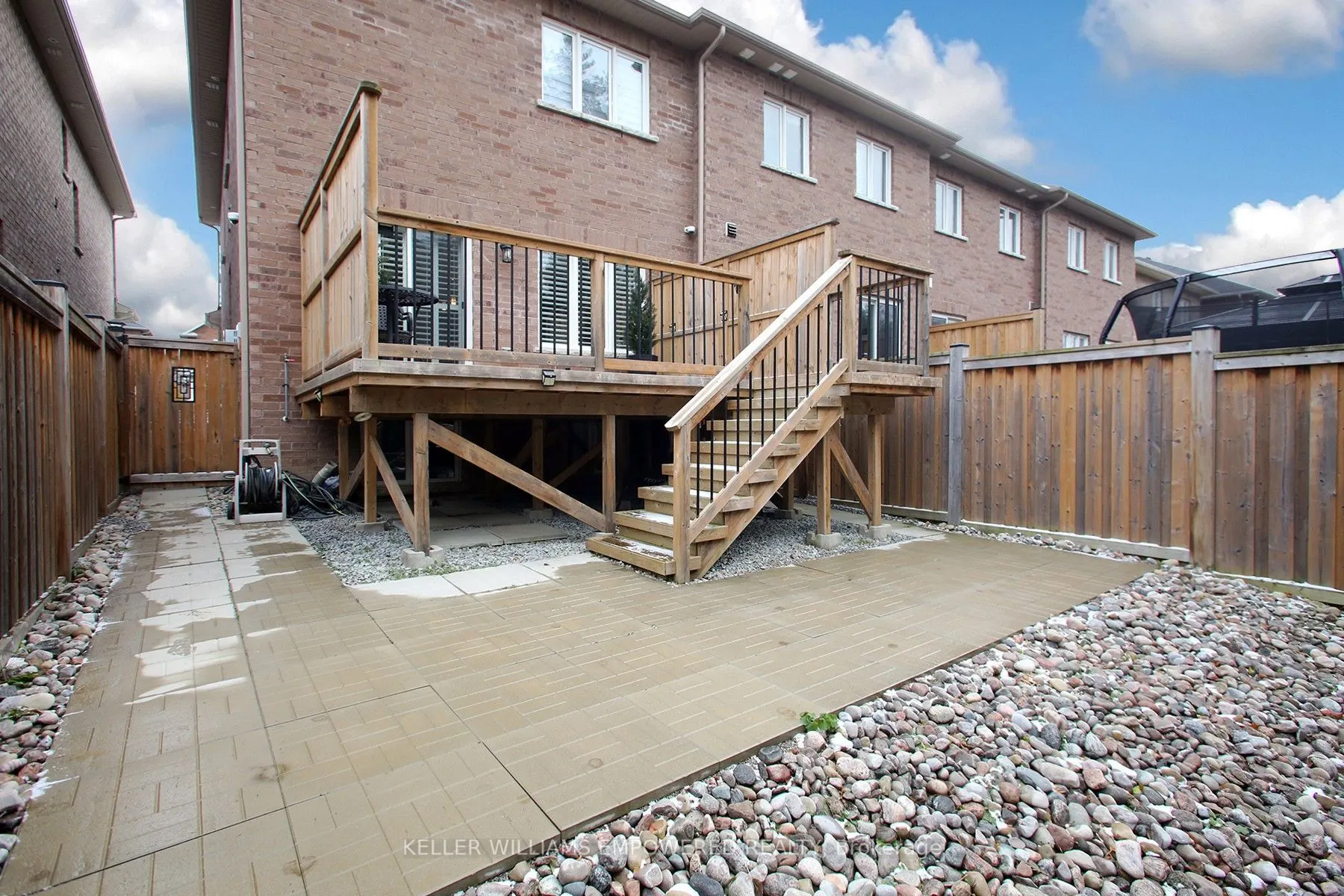 50 Prosser Crescent